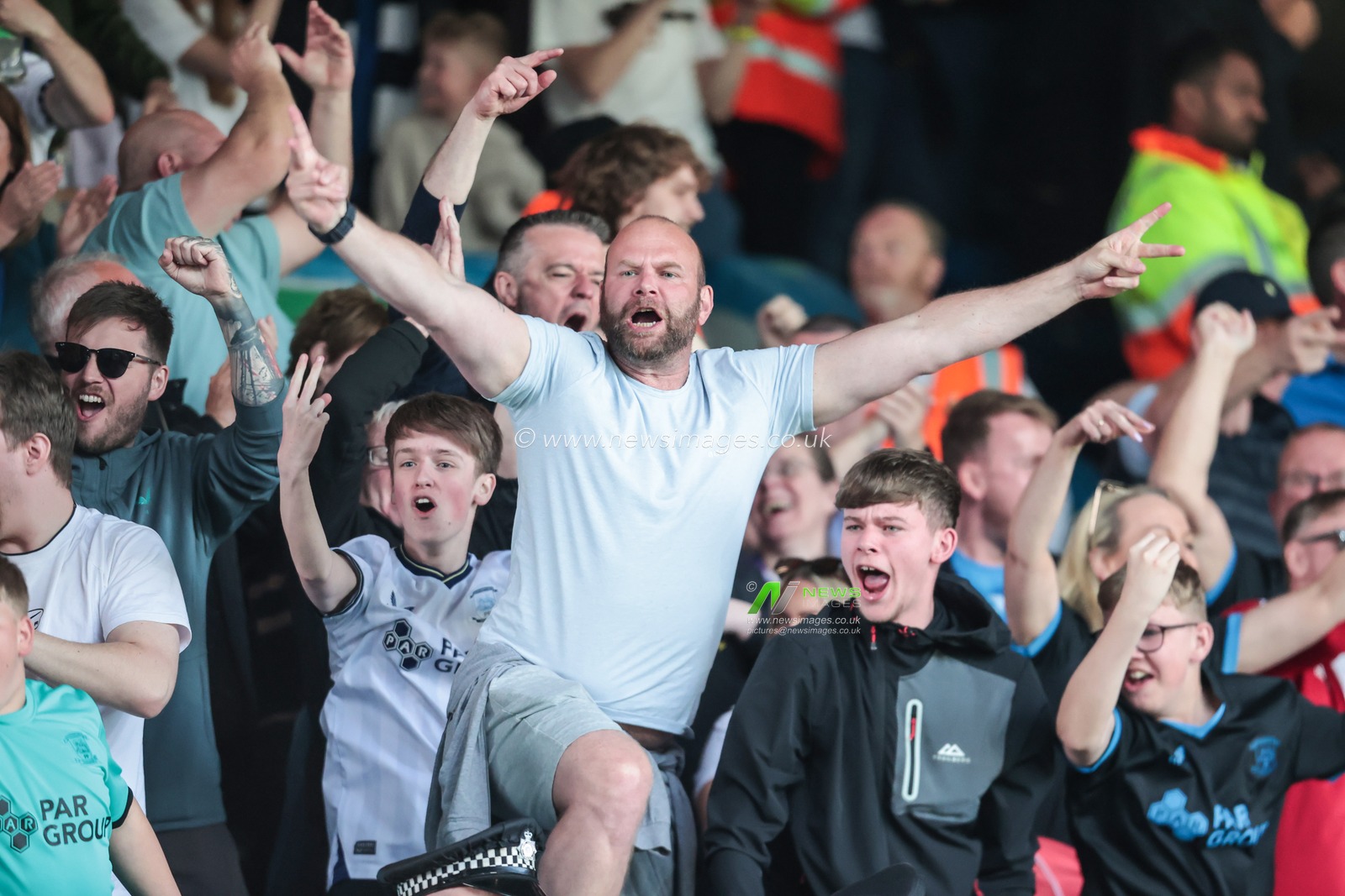 Preston fans celebrate during the Sky Bet Championship match Leeds United vs Preston North End at Elland Road, Leeds, United Kingdom, 12th April 2025

(Photo by Richard Bierton/News Images)