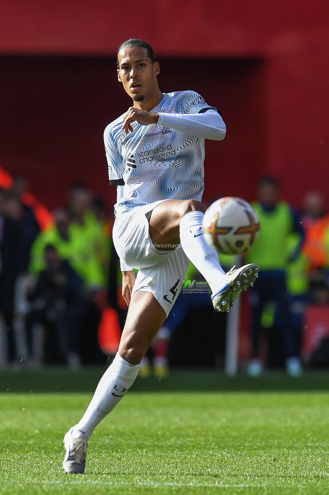 Virgil van Dijk #4 of Liverpool during the Premier League match Nottingham Forest vs Liverpool at City Ground, Nottingham, United Kingdom, 22nd October 2022

(Photo by Mike Jones/News Images)