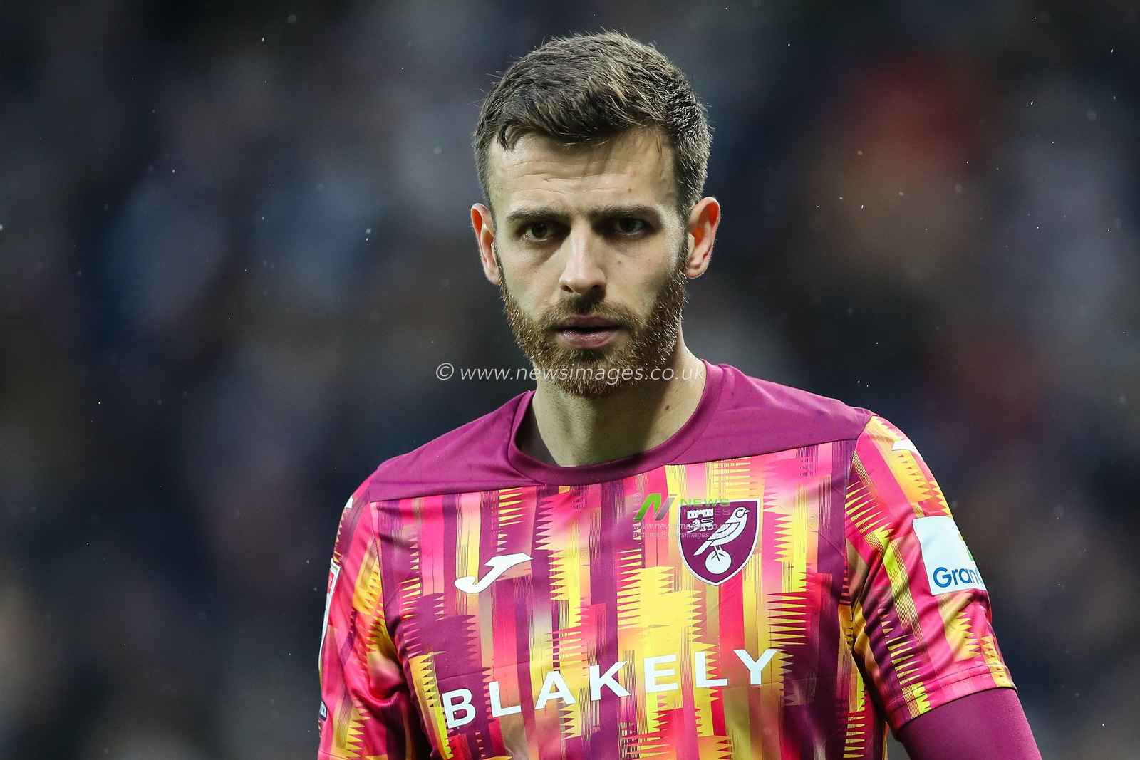 Angus Gunn of Norwich City during the Sky Bet Championship match West Bromwich Albion vs Norwich City at The Hawthorns, West Bromwich, United Kingdom, 23rd November 2024

(Photo by Gareth Evans/News Images)
