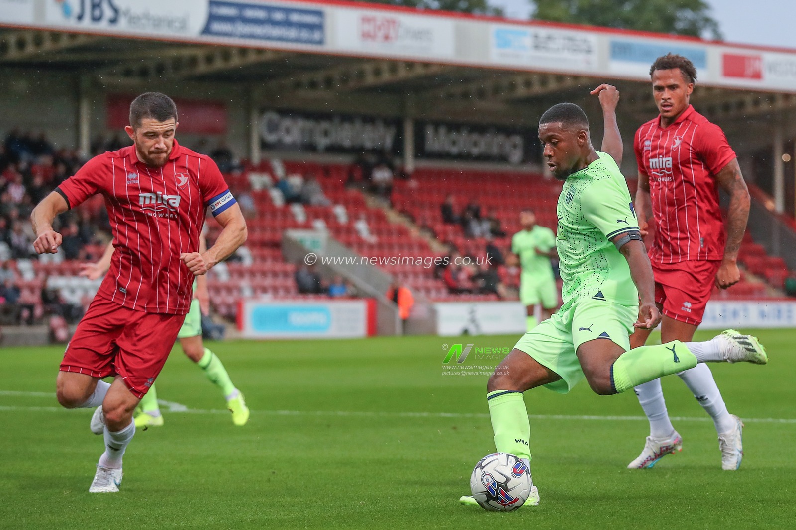 Jovan Malcolm #32 of West Bromwich Albion crosses the ball during the Pre-season friendly match Cheltenham Town vs West Bromwich Albion at The Completely-Suzuki Stadium, Cheltenham, United Kingdom, 18th July 2023

(Photo by Gareth Evans/News Images)