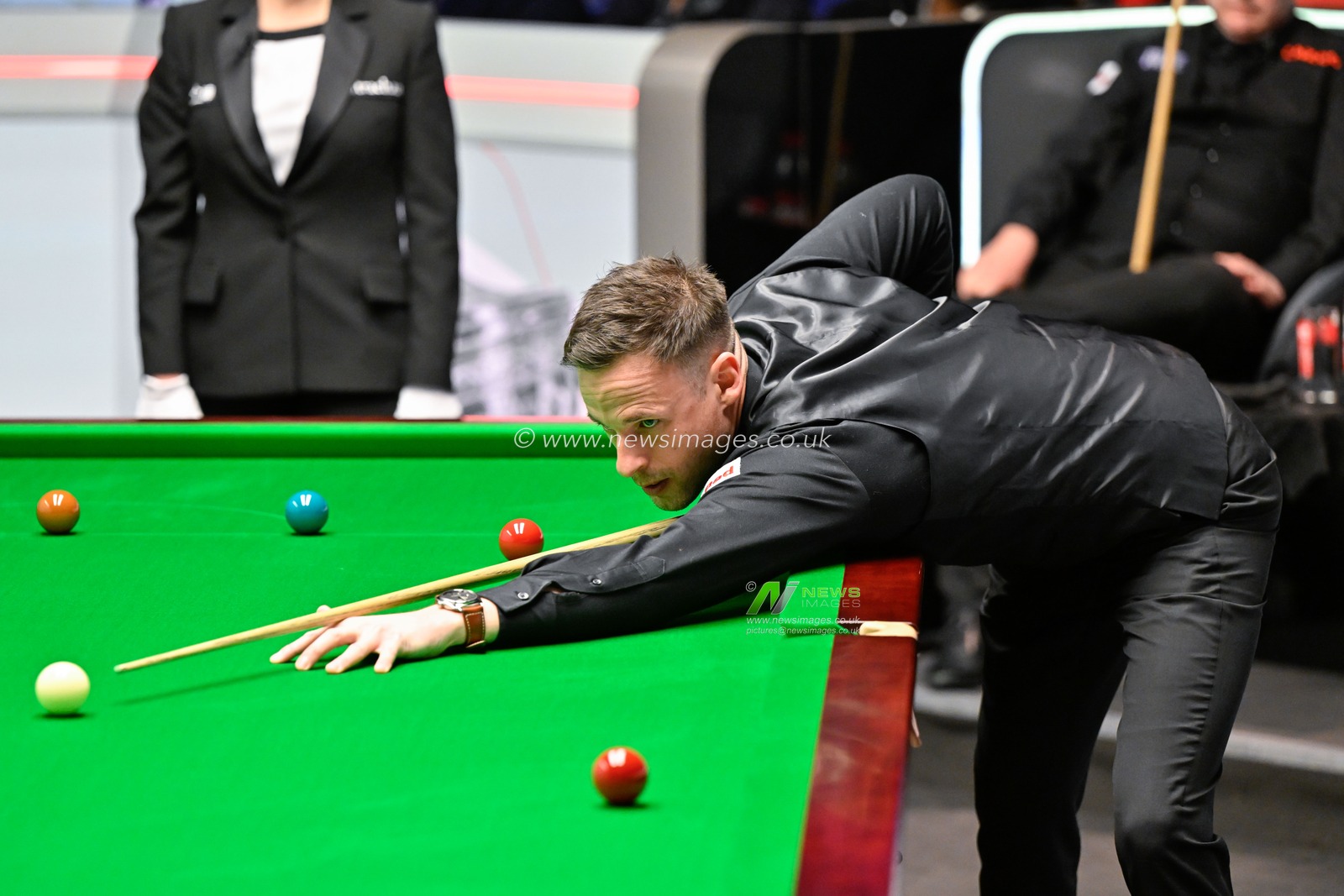 David Gilbert takes a shot, during the Cazoo World Championships 2024 at Crucible Theatre, Sheffield, United Kingdom, 26th April 2024

(Photo by Cody Froggatt/News Images)