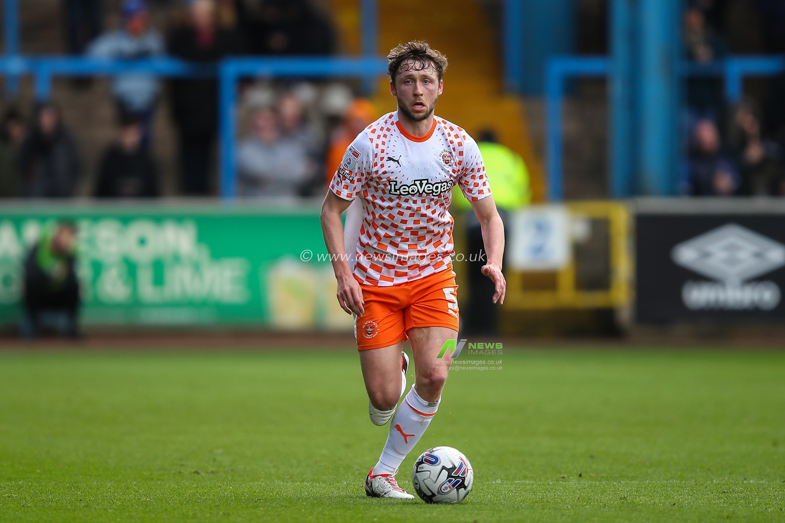 Matthew Pennington of Blackpool in action during the Sky Bet League 1 match Carlisle United vs Blackpool at Brunton Park, Carlisle, United Kingdom, 13th April 2024

(Photo by Gareth Evans/News Images)