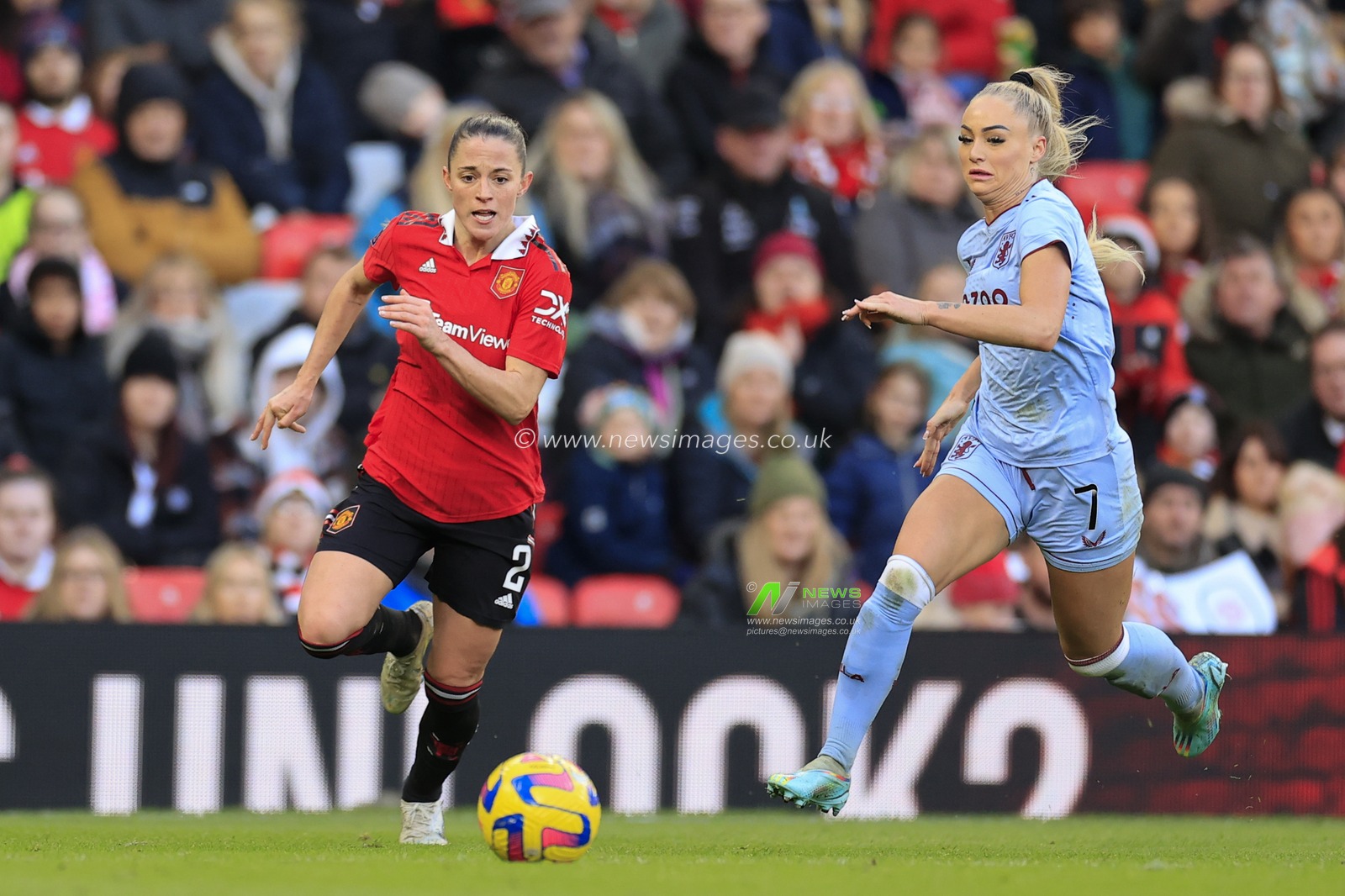 Ona Batlle #2 of Manchester United is chased by Alisha Lehmann #7 of Aston Villa during The FA Women's Super League match Manchester United Women vs Aston Villa Women at Old Trafford, Manchester, United Kingdom, 3rd December 2022

(Photo by Conor Molloy/News Images)