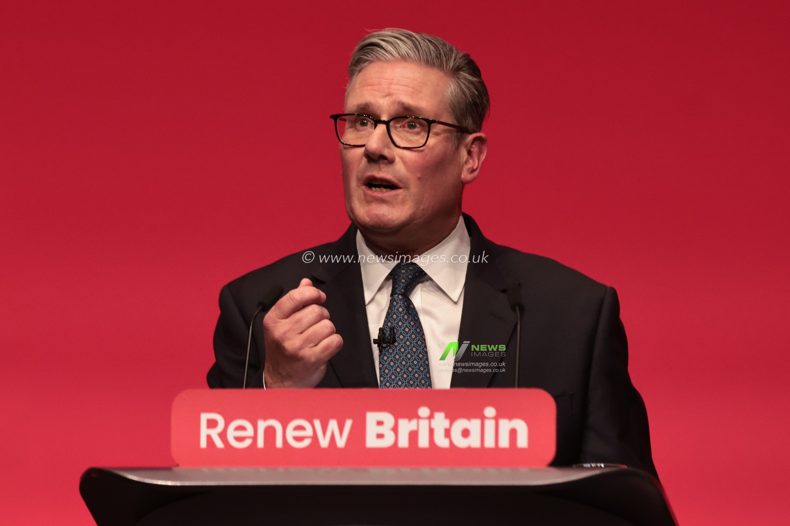 Sir Keir Starmer, Prime Minister of the United Kingdom of Great Britain and Northern Ireland addresses the conference during the Labour Party Annual Conference 2025 Day 3 at The ACC, Liverpool, United Kingdom, 30th September 2025

(Photo by Mark Cosgrove/News Images)