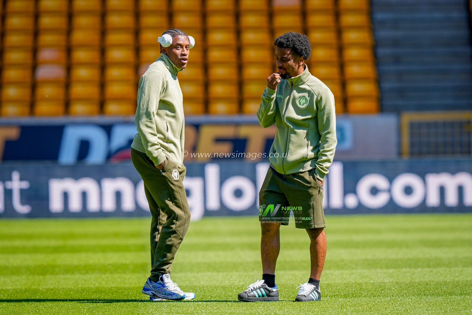 Angel Gomes of Wolverhampton Wanderers and Jean-Ricner Bellegarde of Wolverhampton Wanderers inspects the pitch prior to kick off during the Premier League match Wolverhampton Wanderers vs Tottenham Hotspur at Molineux, Wolverhampton, United Kingdom on 25 April 2026

(Photo by Maynard Manyowa/News Images)