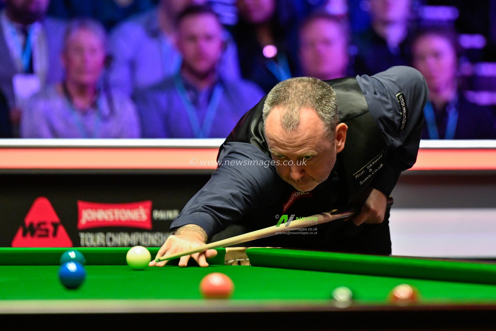 Mark Williams takes a shot, during the Johnstoneâ€™s Paint Tour Championship Final at Manchester Central, Manchester, United Kingdom, 7th April 2024

(Photo by Cody Froggatt/News Images)