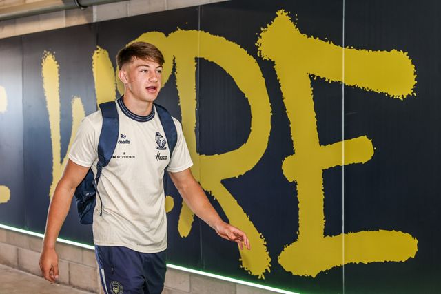 Ewan Irwin of Warrington Wolves arrives during the Betfred Super League round 12 match Warrington Wolves vs Bradford Bulls at The Halliwell Jones Stadium, Warrington, United Kingdom on 24 May 2026

(Photo by Alfie Cosgrove/News Images)