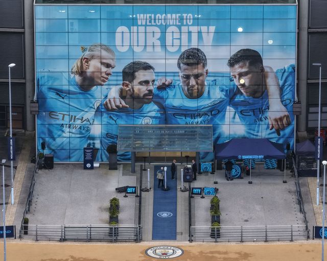 The players entrance and the ,Erling Haaland 
, Bernardo Silva, Rodrigo and Ruben Dias of Manchester City mural during the Emirates FA Cup Quarter-Final match Manchester City vs Liverpool at Etihad Stadium, Manchester, United Kingdom on 04 April 2026

(Photo by Mark Cosgrove/News Images)