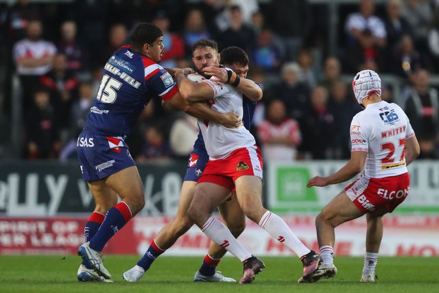 Alex Walmsley of St. Helens is tackled during the Betfred Super League  Round 7 match St Helens vs Wakefield Trinity at Totally Wicked Stadium, St Helens, United Kingdom, 11th April 2025

(Photo by Gareth Evans/News Images)