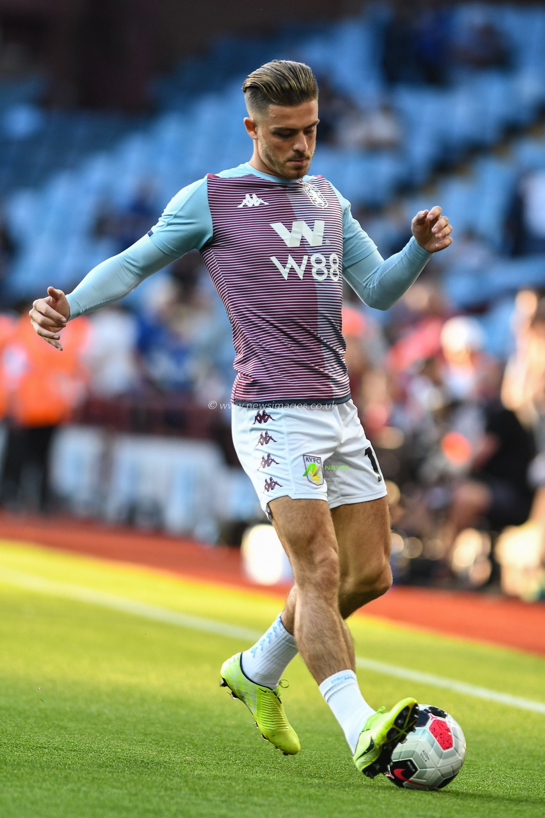 23rd August 2019, Villa Park, Birmingham, England ; Premier League Football, Aston Villa vs Everton ; Jack Grealish (10) of Aston Villa warming up 

Credit: Gareth Dalley/News Images

English Football League images are subject to DataCo Licence