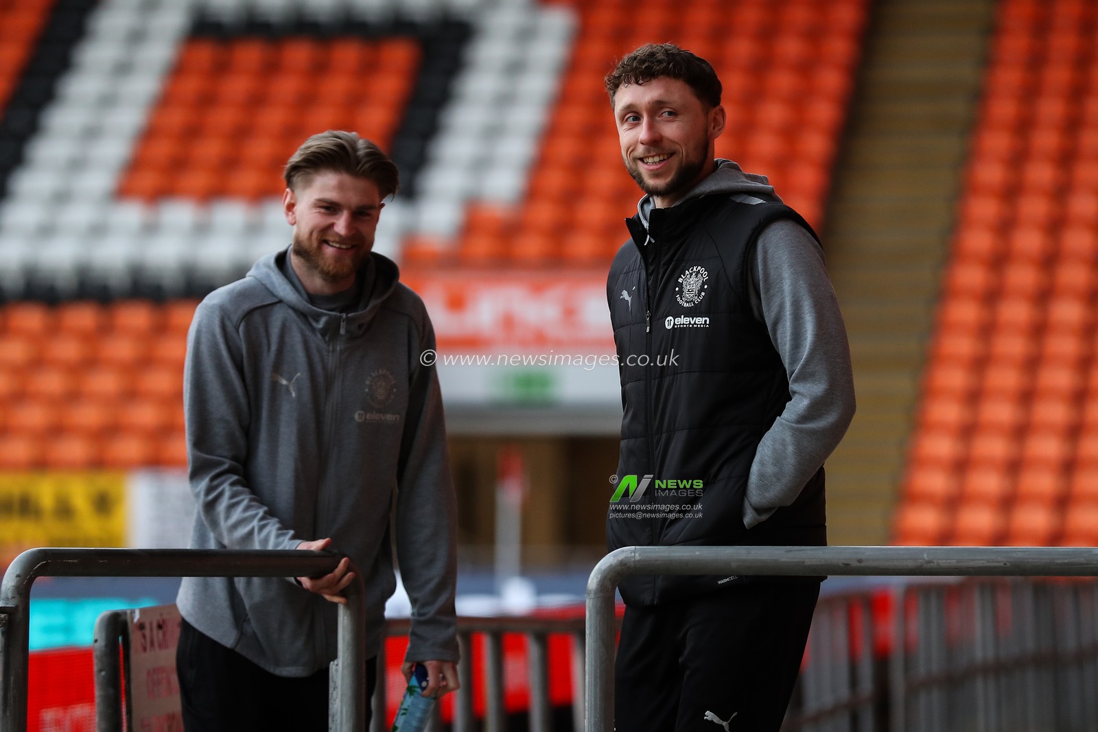 Matthew Pennington of Blackpool arrives ahead of the Sky Bet League 1 match Blackpool vs Peterborough United at Bloomfield Road, Blackpool, United Kingdom, 4th March 2025

(Photo by Gareth Evans/News Images)