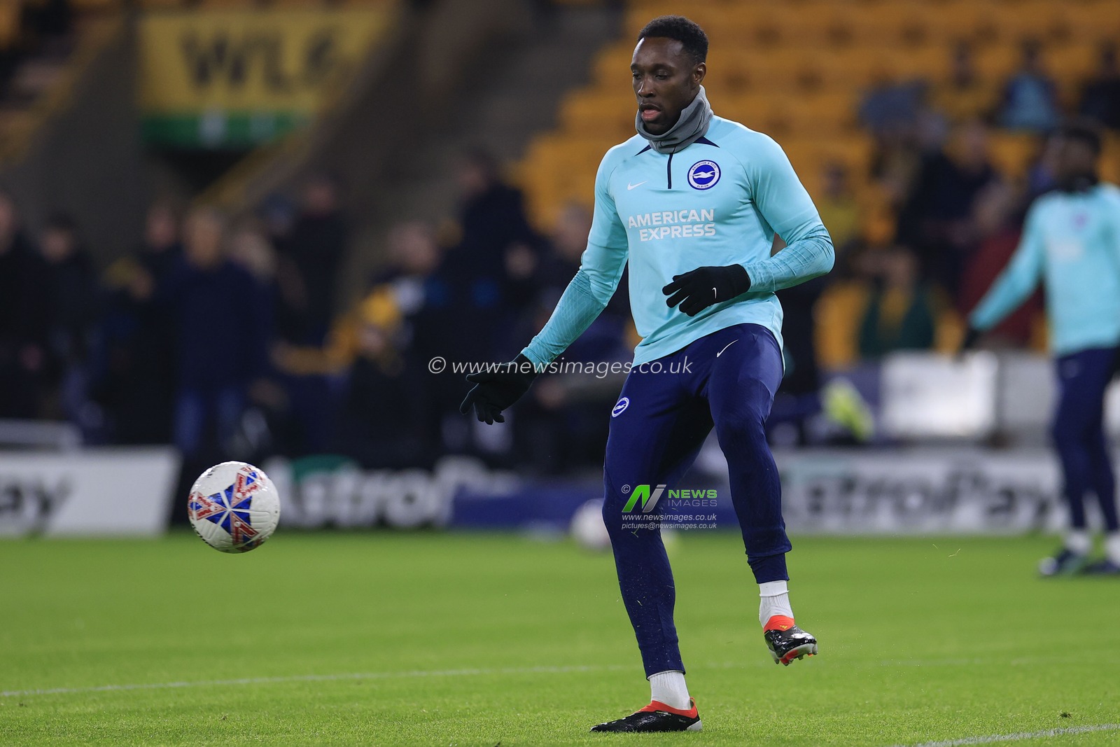 Danny Welbeck of Brighton & Hove Albion during the warm-up ahead of the Emirates FA Cup 5th Round match Wolverhampton Wanderers vs Brighton and Hove Albion at Molineux, Wolverhampton, United Kingdom, 28th February 2024

(Photo by Conor Molloy/News Images)