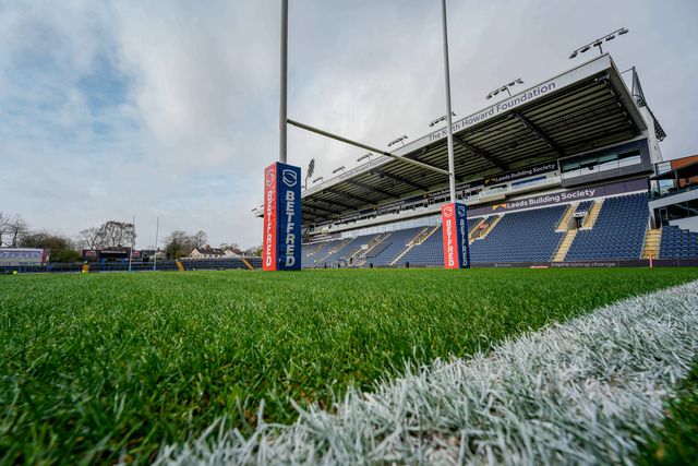 A general view of the pitch and stands through the goal during the Betfred Super League round 1 match Leeds Rhinos vs Warrington Wolves at AMT Headingley Stadium, Leeds, United Kingdom on 29 March 2026

(Photo by Maynard Manyowa/News Images)