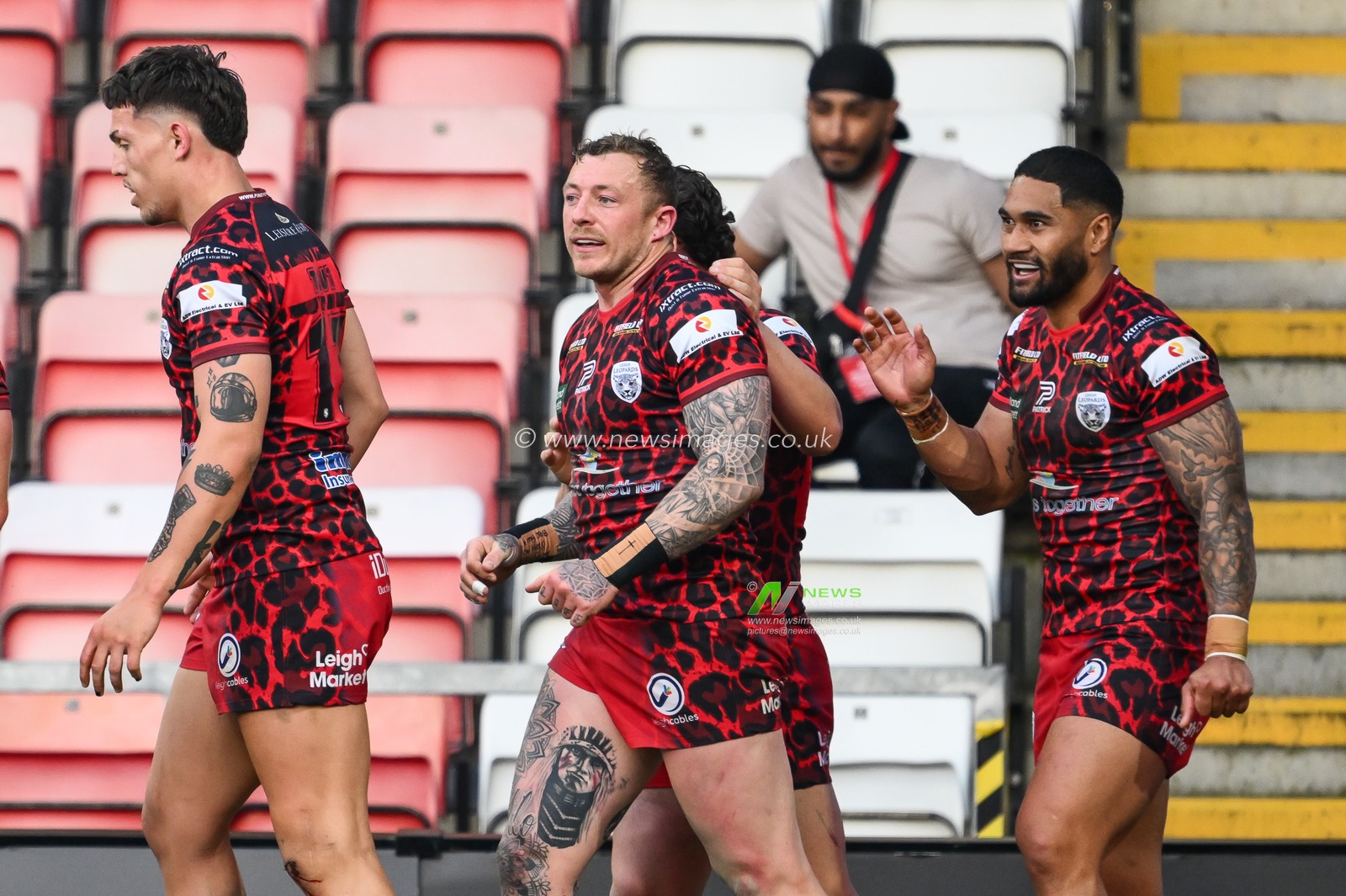 Josh Charnley of Leigh Leopards celebrates his try during the Betfred Super League Round 11 match Leigh Leopards vs Salford Red Devils at Leigh Sports Village, Leigh, United Kingdom, 10th May 2024

(Photo by Craig Thomas/News Images)