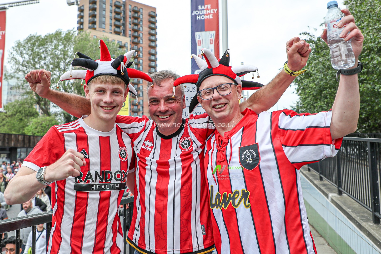 Sheffield United fans ahead of the Sky Bet Championship Playoff Final match Sheffield United vs Sunderland at Wembley Stadium, London, United Kingdom, 24th May 2025

(Photo by Izzy Poles/News Images)