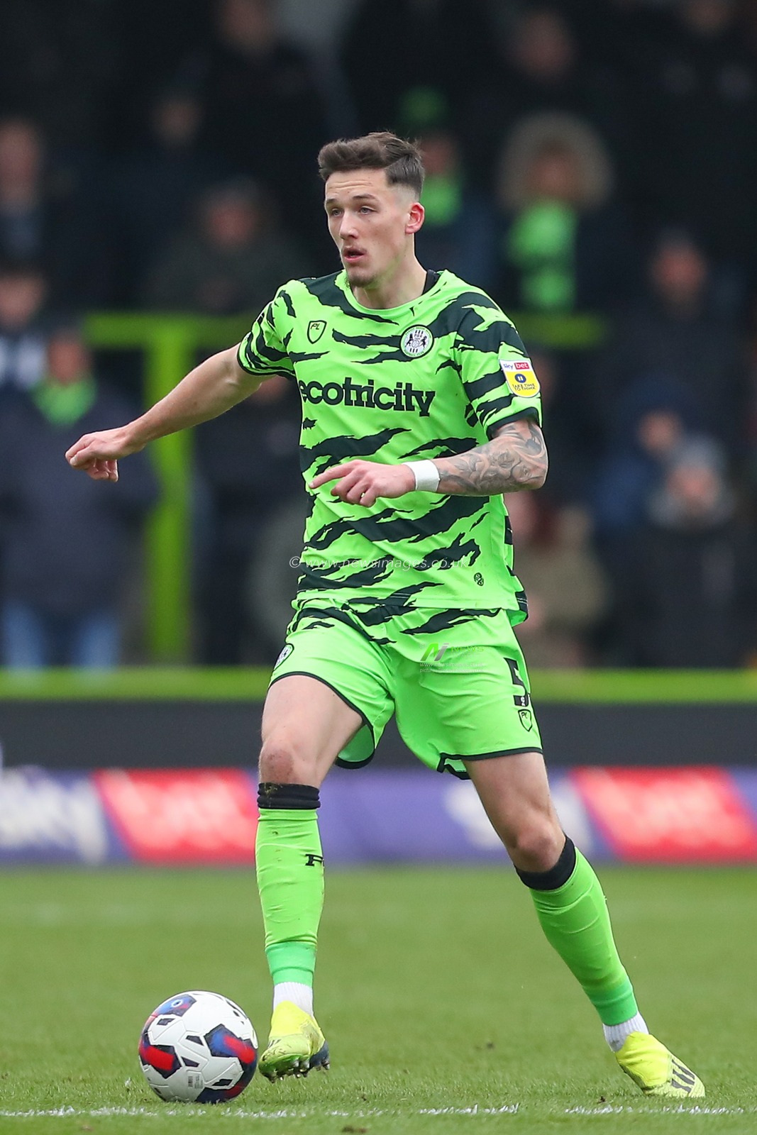 Oliver Casey #5 of Forest Green Rovers in action during the Sky Bet League 1 match Forest Green Rovers vs Cambridge United at The New Lawn, Nailsworth, United Kingdom, 3rd December 2022

(Photo by Gareth Evans/News Images)