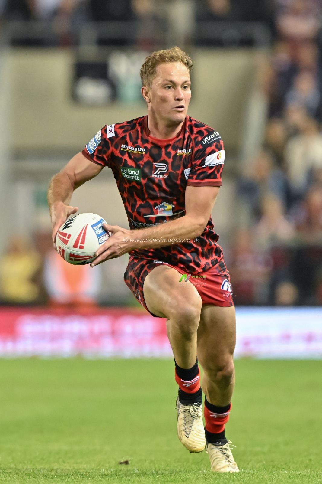 Matt Moylan of Leigh Leopards in action during the Betfred Super League Round 24 match Leigh Leopards vs Warrington Wolves at Leigh Sports Village, Leigh, United Kingdom, 30th August 2024

(Photo by Cody Froggatt/News Images)