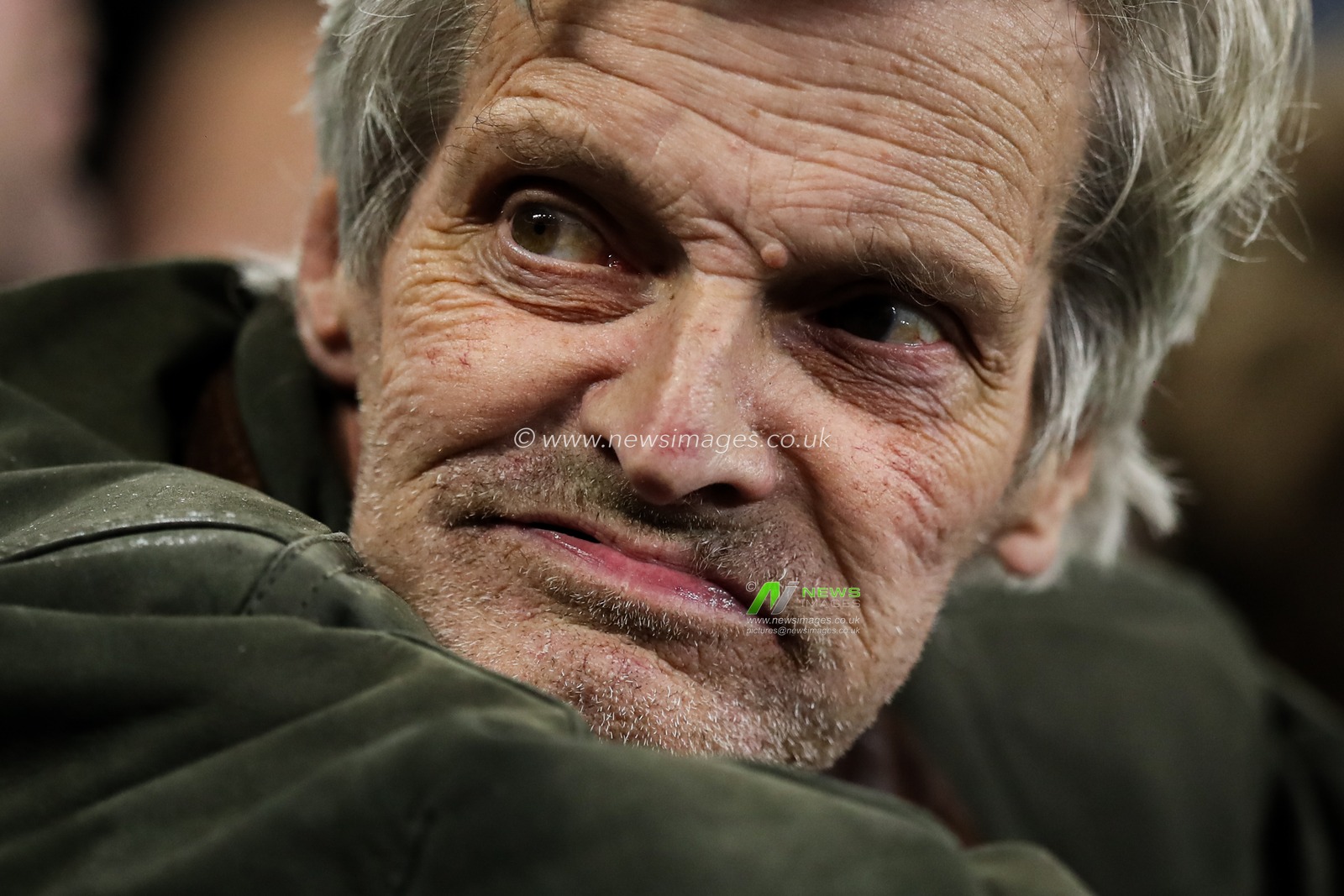 Fulham fan dejected during the Premier League match Everton vs Fulham at Hill Dickinson Stadium, Liverpool, United Kingdom, 8th November 2025

(Photo by Jorge Horsted/News Images)

*** GER AUT SUI OUT ***