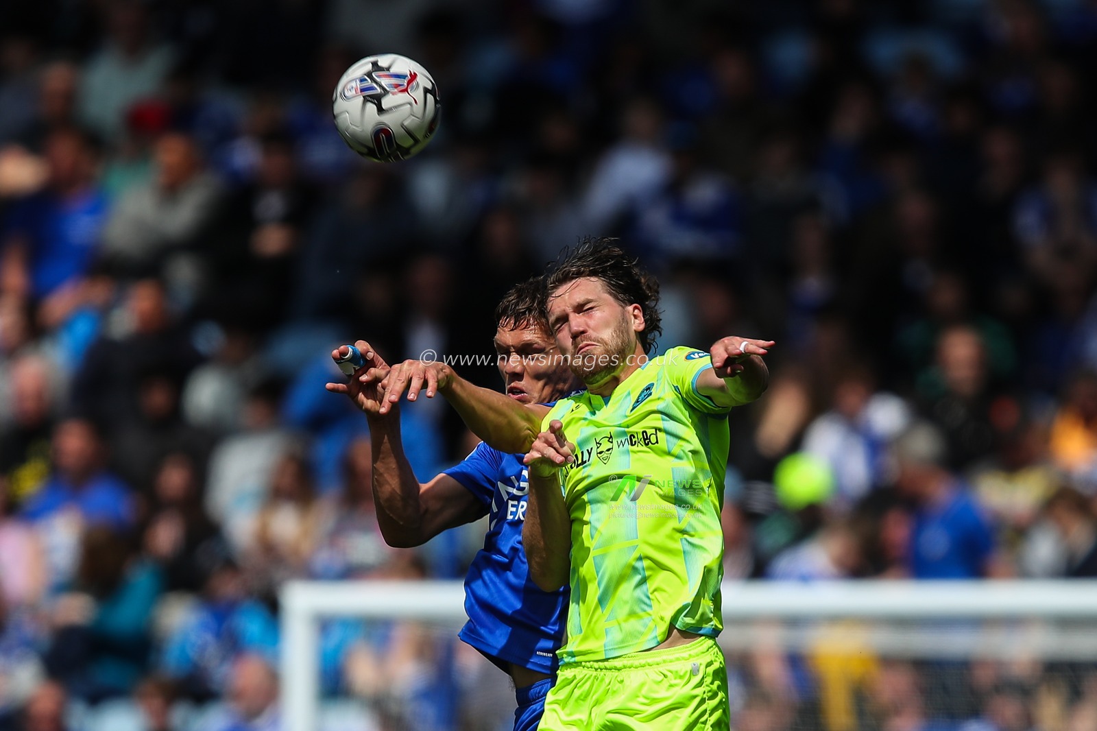 Jannik Vestergaard of Leicester City and Sam Gallagher of Blackburn Rovers battle for the ball during the Sky Bet Championship match Leicester City vs Blackburn Rovers at King Power Stadium, Leicester, United Kingdom, 4th May 2024

(Photo by Gareth Evans/News Images)
