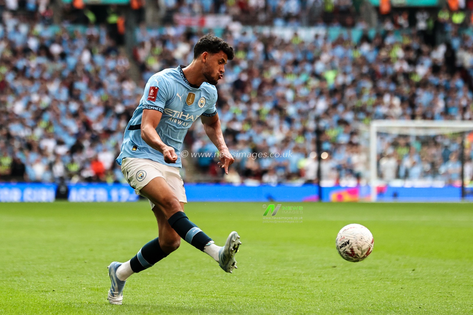 Matheus Nunes of Manchester City crosses the ball during the Emirates FA Cup Semi-Final match Nottingham Forest vs Manchester City at Wembley Stadium, London, United Kingdom, 26th April 2025

(Photo by Alfie Cosgrove/News Images)
