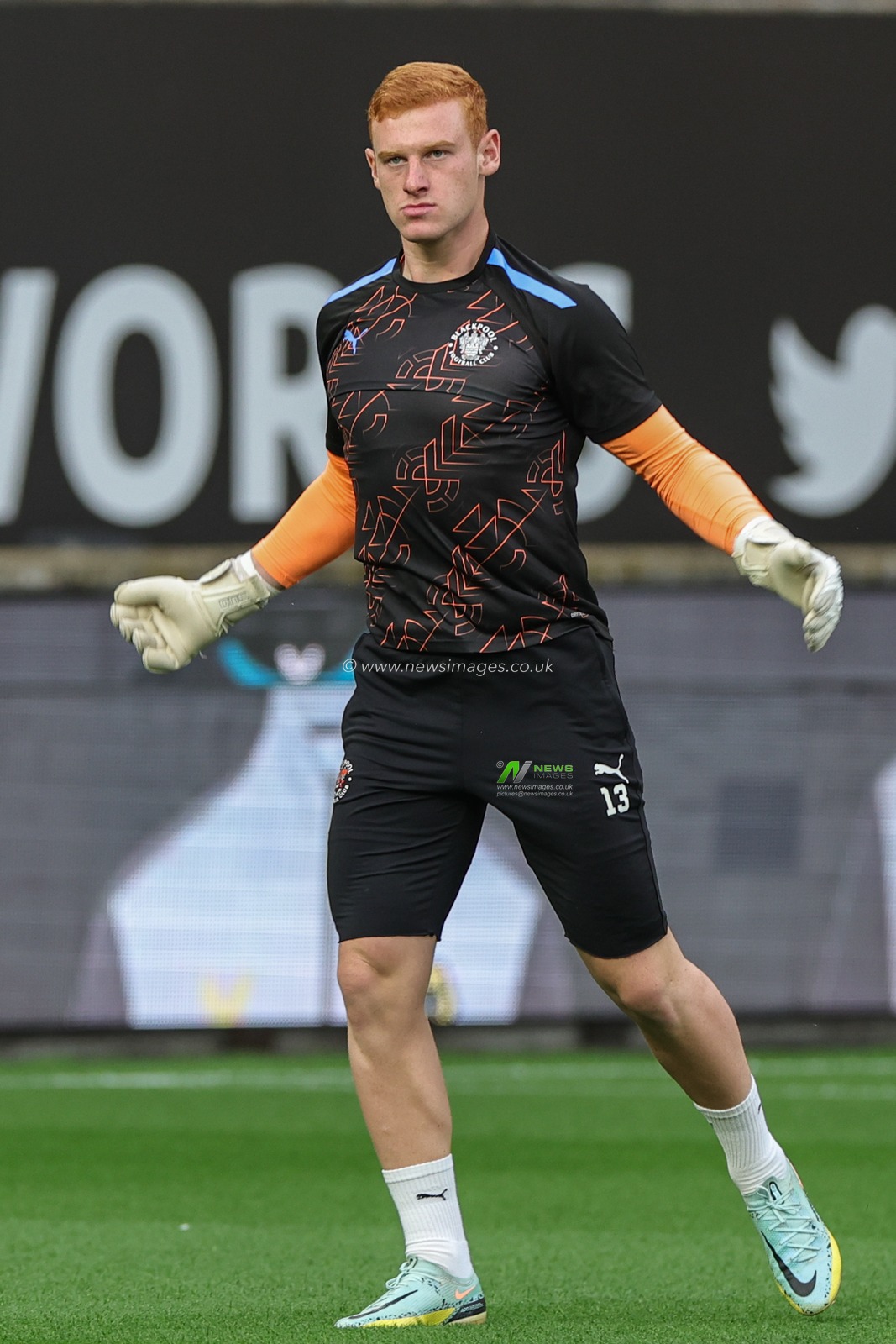 Mackenzie Chapman #13 of Blackpool in the pregame warmup session during the Carabao Cup match Wolverhampton Wanderers vs Blackpool at Molineux, Wolverhampton, United Kingdom, 29th August 2023

(Photo by Mark Cosgrove/News Images)