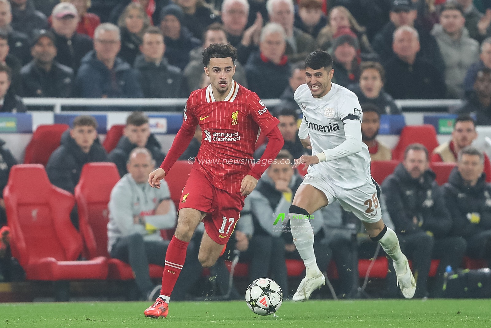 Curtis Jones of Liverpool in action during the UEFA Champions League, League Stage match Liverpool vs Bayer 04 Leverkusen at Anfield, Liverpool, United Kingdom, 5th November 2024

(Photo by Gareth Evans/News Images)