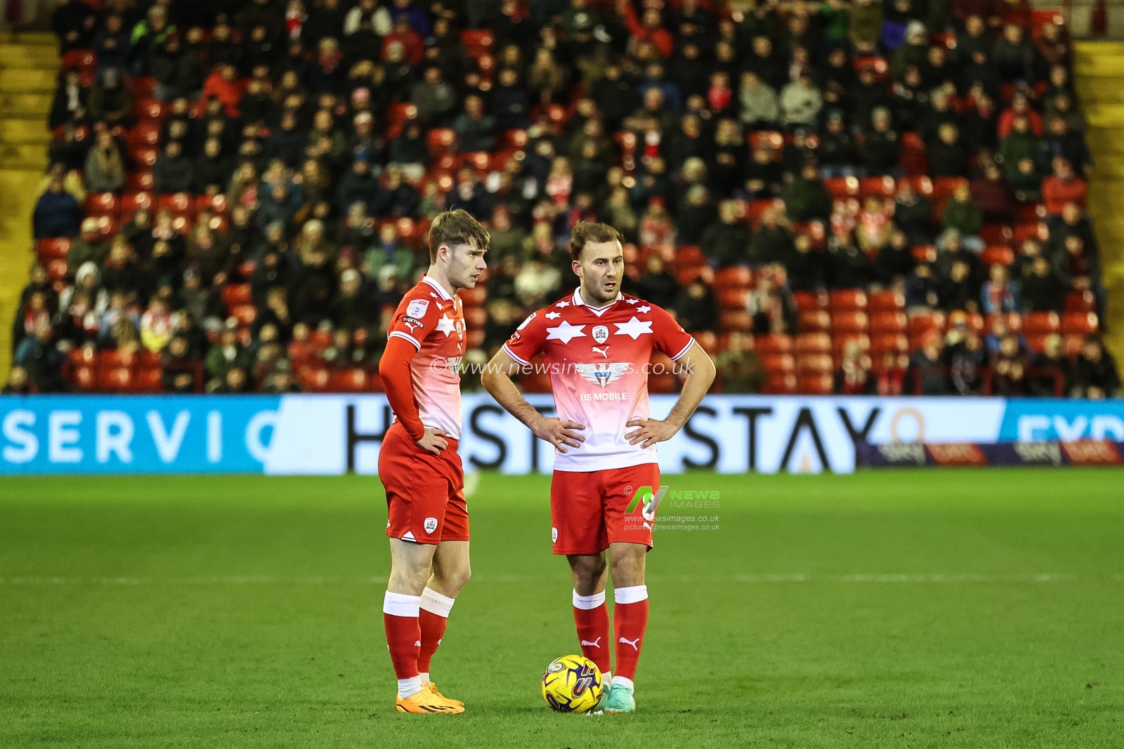 Luca Connell of Barnsley and Herbie Kane of Barnsley plan a free kick during the Sky Bet League 1 match Barnsley vs Carlisle United at Oakwell, Barnsley, United Kingdom, 16th January 2024

(Photo by Mark Cosgrove/News Images)