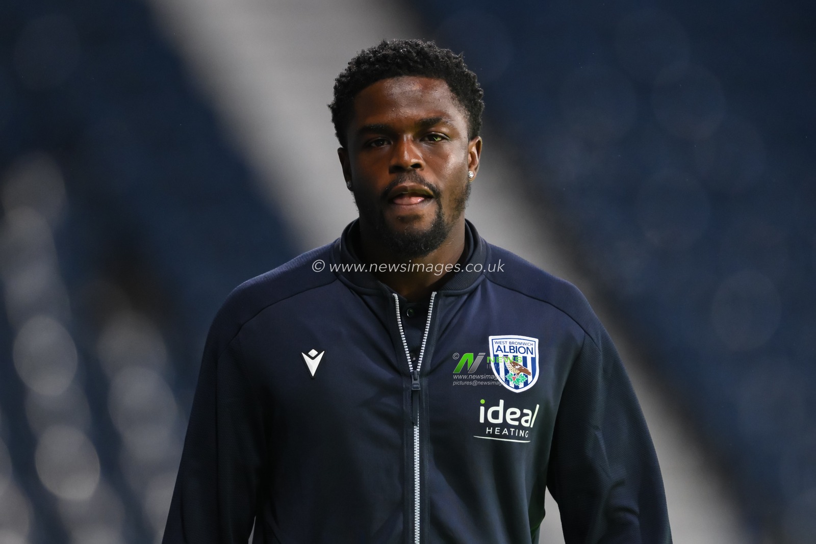 Josh Maja of West Bromwich Albion arrives ahead of the Sky Bet Championship match West Bromwich Albion vs Middlesbrough at The Hawthorns, West Bromwich, United Kingdom, 1st October 2024

(Photo by Craig Thomas/News Images)