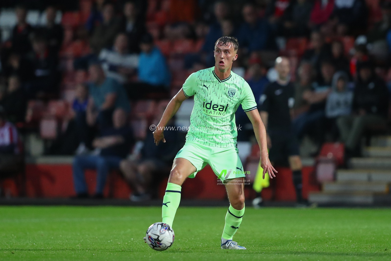 Jamie Andrews #39 of West Bromwich Albion controls the ball during the Pre-season friendly match Cheltenham Town vs West Bromwich Albion at The Completely-Suzuki Stadium, Cheltenham, United Kingdom, 18th July 2023

(Photo by Gareth Evans/News Images)