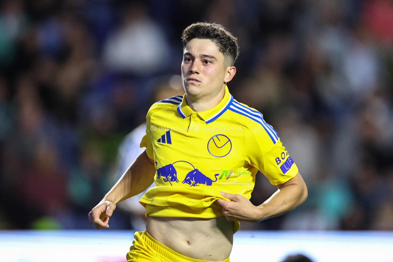 Dan James of Leeds United celebrates his goal to make it 0-2 during the Sky Bet Championship match Sheffield Wednesday vs Leeds United at Hillsborough, Sheffield, United Kingdom, 23rd August 2024

(Photo by Mark Cosgrove/News Images)