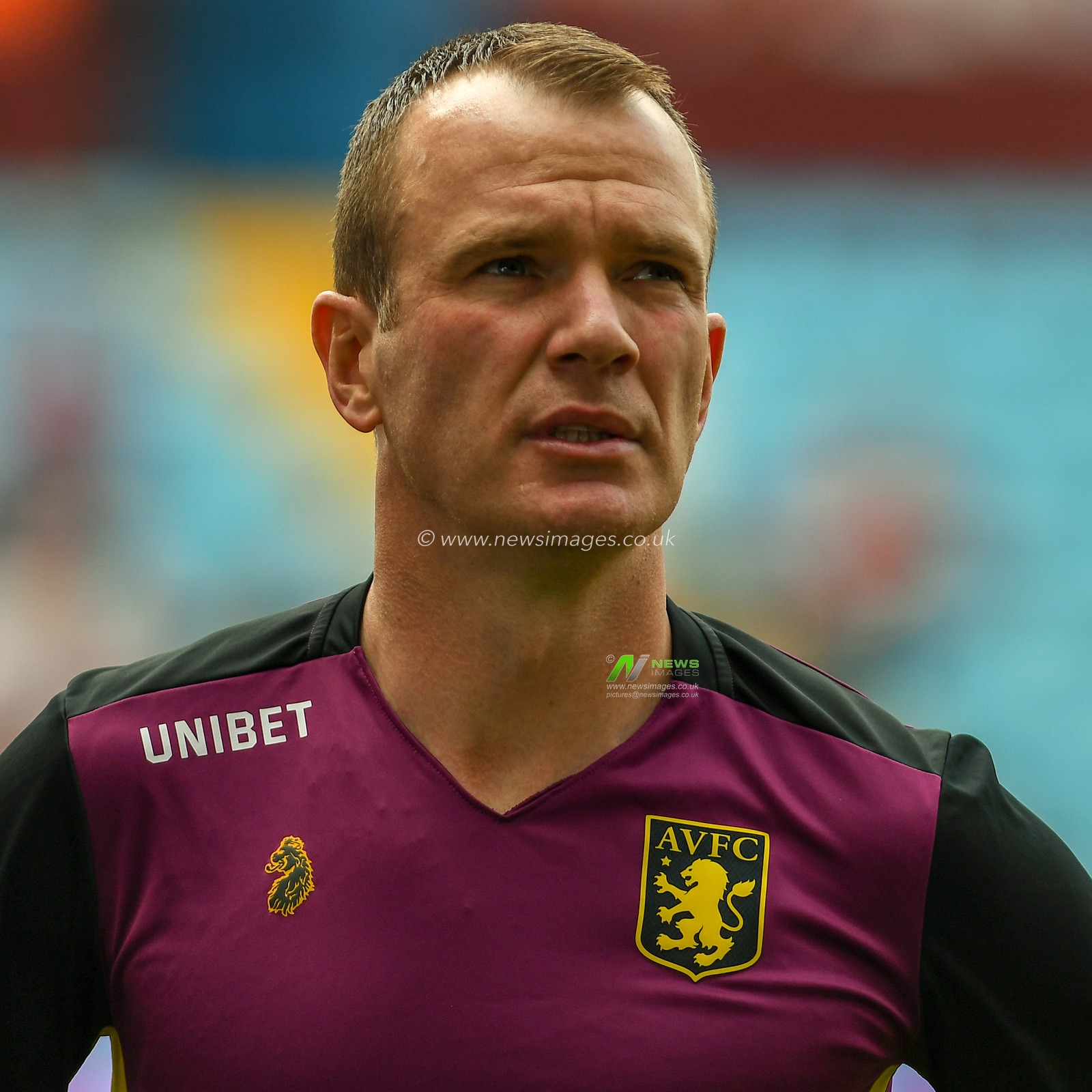 22nd April 2019 , Villa Park, Birmingham, England ; Sky Bet Championship, Aston Villa vs Millwall : Glenn Whelan (06) of Aston Villa

Credit: Gareth Dalley/News Images

English Football League images are subject to DataCo Licence