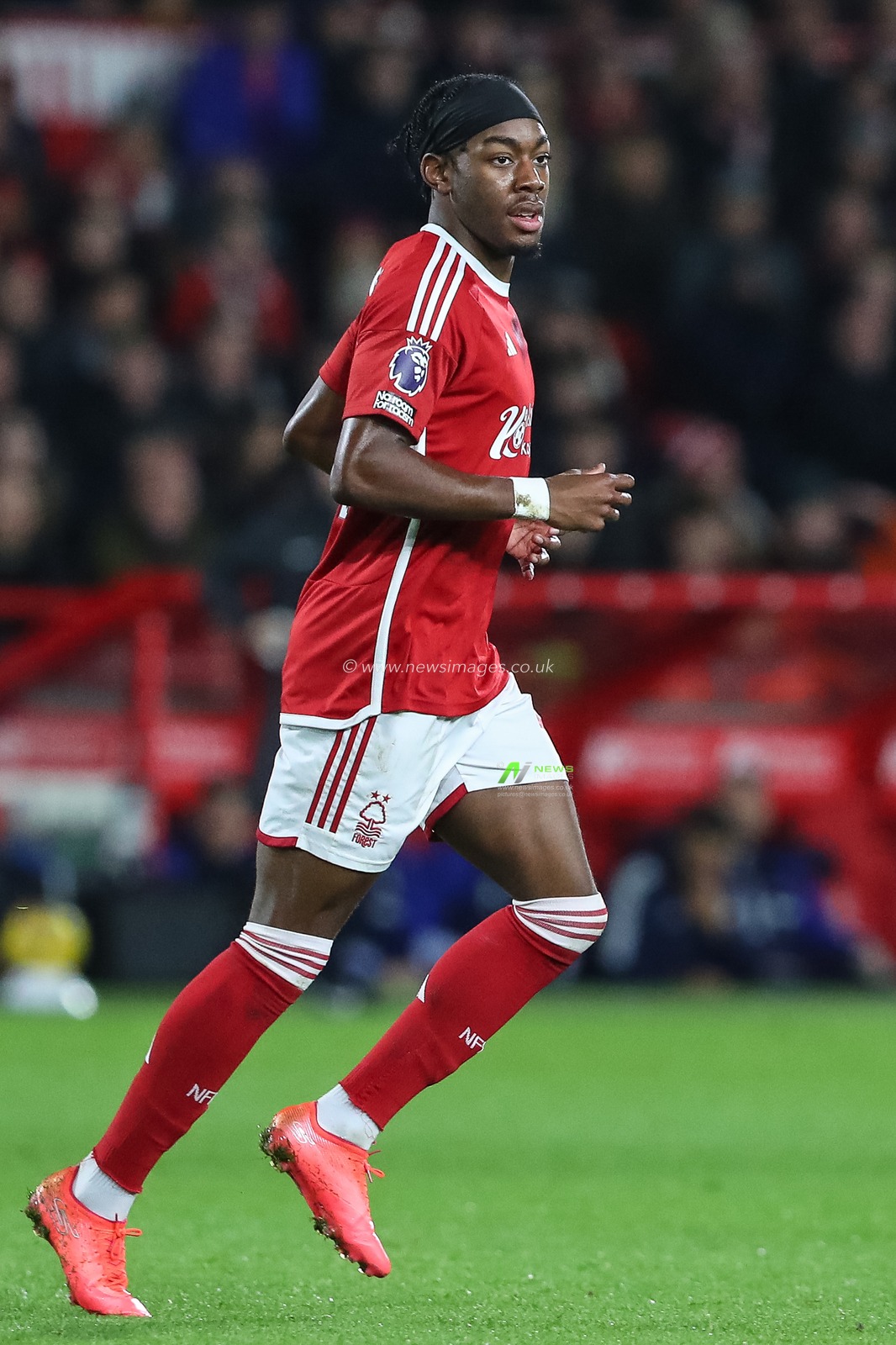 Anthony Elanga #21 of Nottingham Forest during the Premier League match Nottingham Forest vs Tottenham Hotspur at City Ground, Nottingham, United Kingdom, 15th December 2023

(Photo by Gareth Evans/News Images)