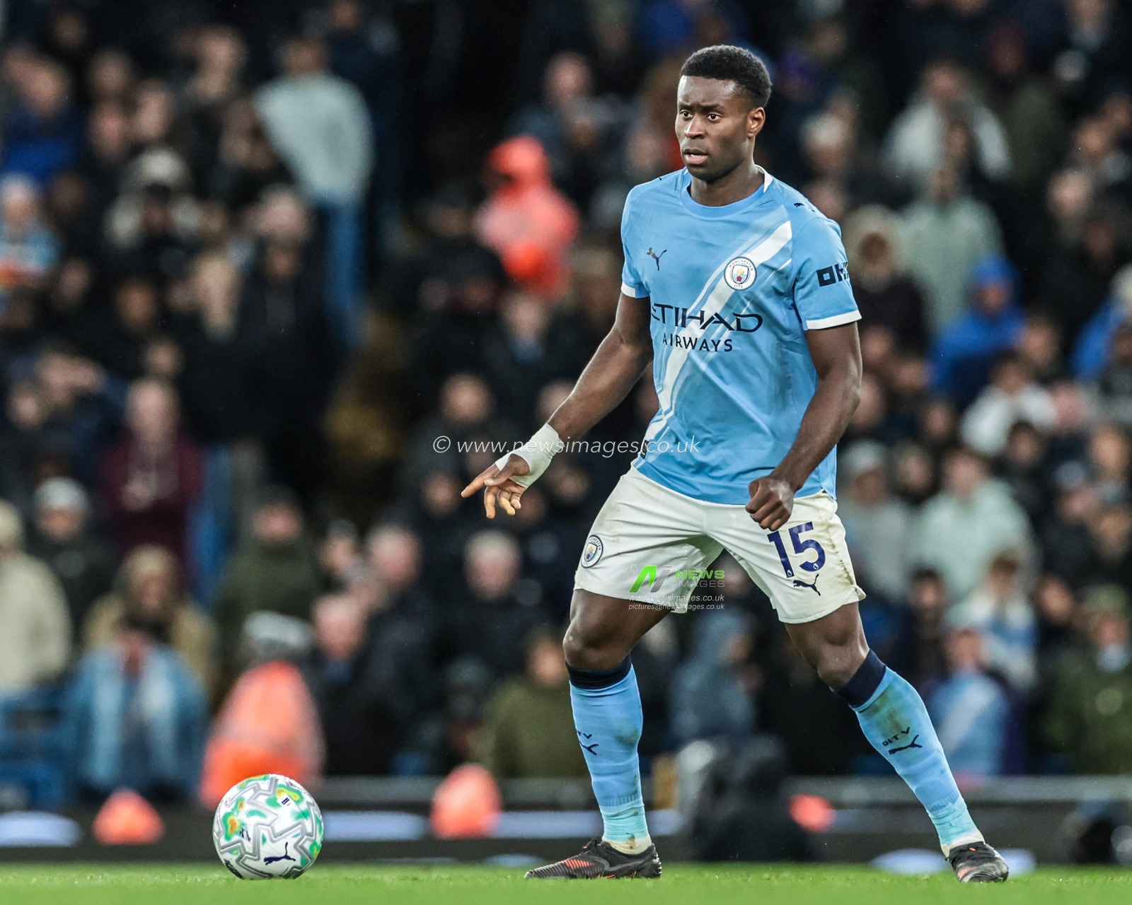 Marc Guehi of Manchester City with the ball during the Premier League match Manchester City vs Crystal Palace at Etihad Stadium, Manchester, United Kingdom on 13 May 2026

(Photo by Mark Cosgrove/News Images)