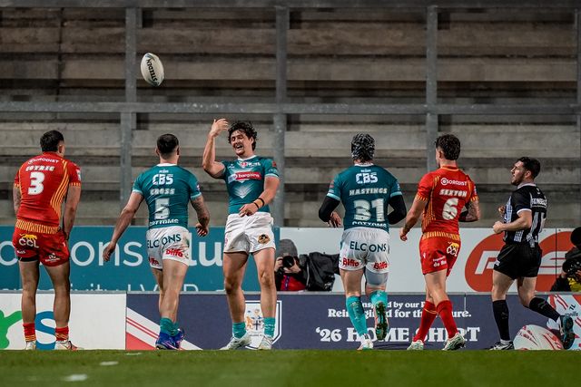 Jake Davies of St Helens celebrates his try during the Betfred Challenge Cup Quarter Final match St Helens vs Catalans Dragons at The BrewDog Stadium, St Helens, United Kingdom on 10 April 2026

(Photo by Maynard Manyowa/News Images)