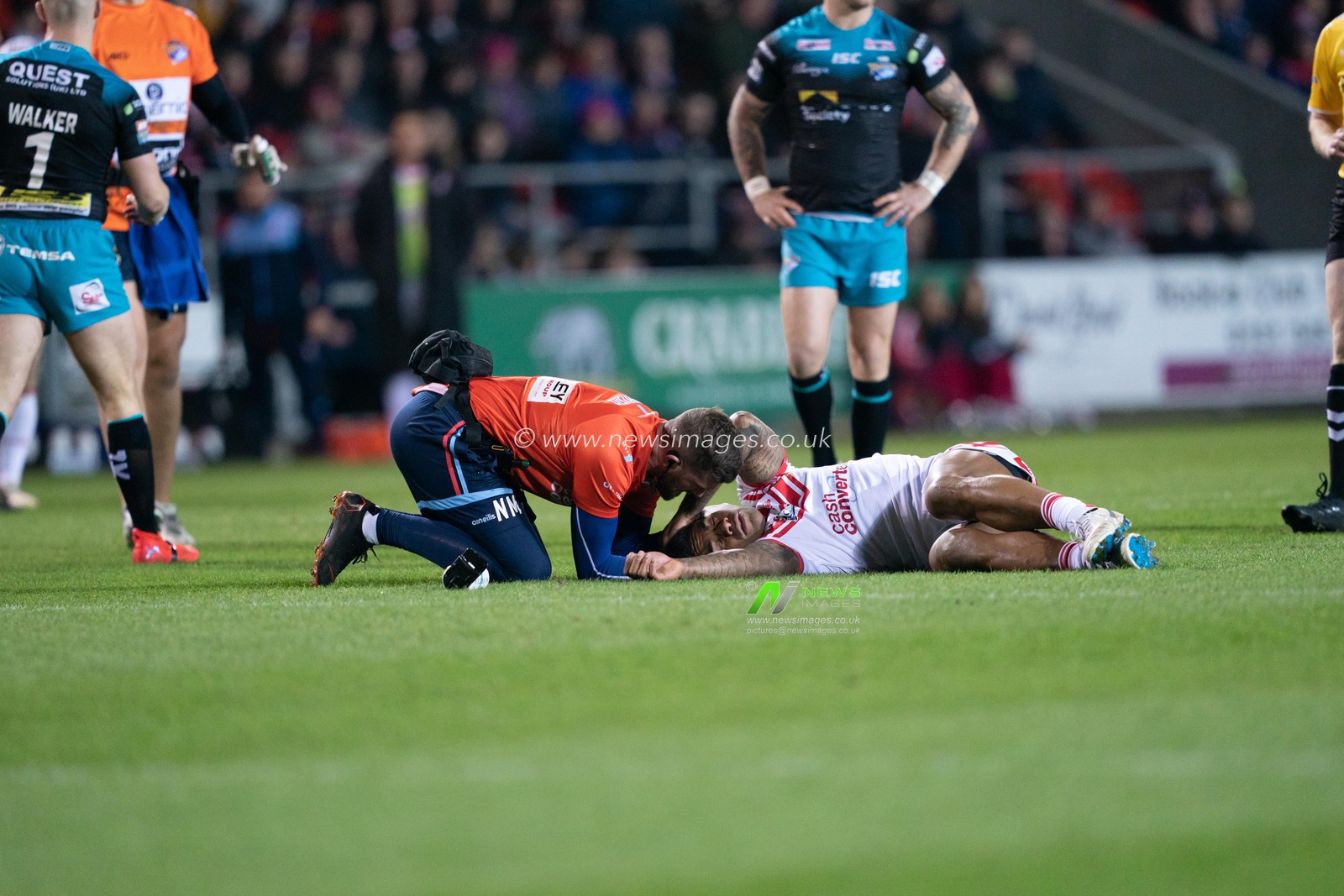 St. Helens's Kevin Naiqama is injured



22nd February 2019 , Totally Wicked Stadium, St Helens, England;  Betfred Super League, Round 3, St Helens vs Leeds Rhinos

Credit: Terry Donnelly/News Images