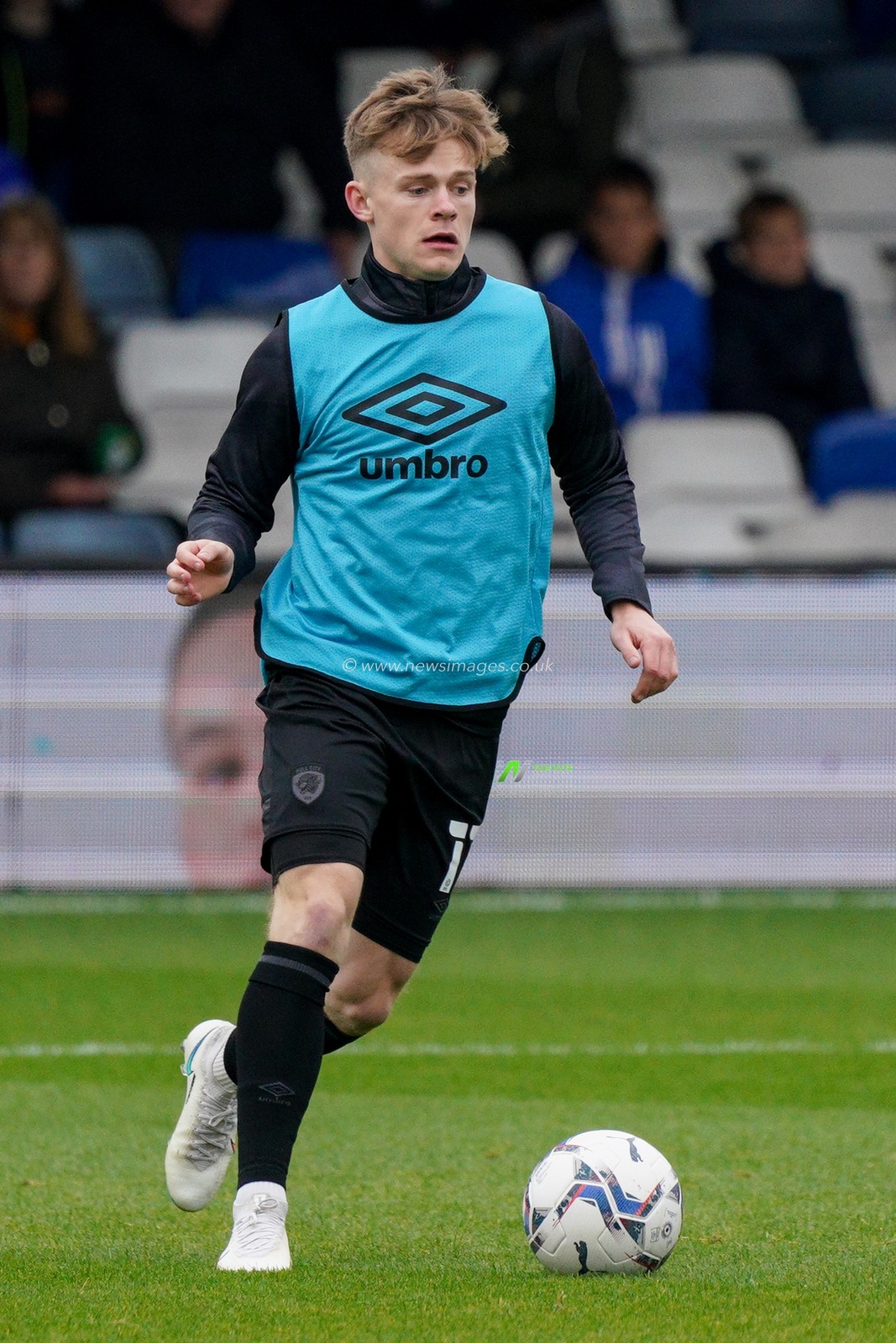 Keane Lewis-Potter #11 of Hull City warming up