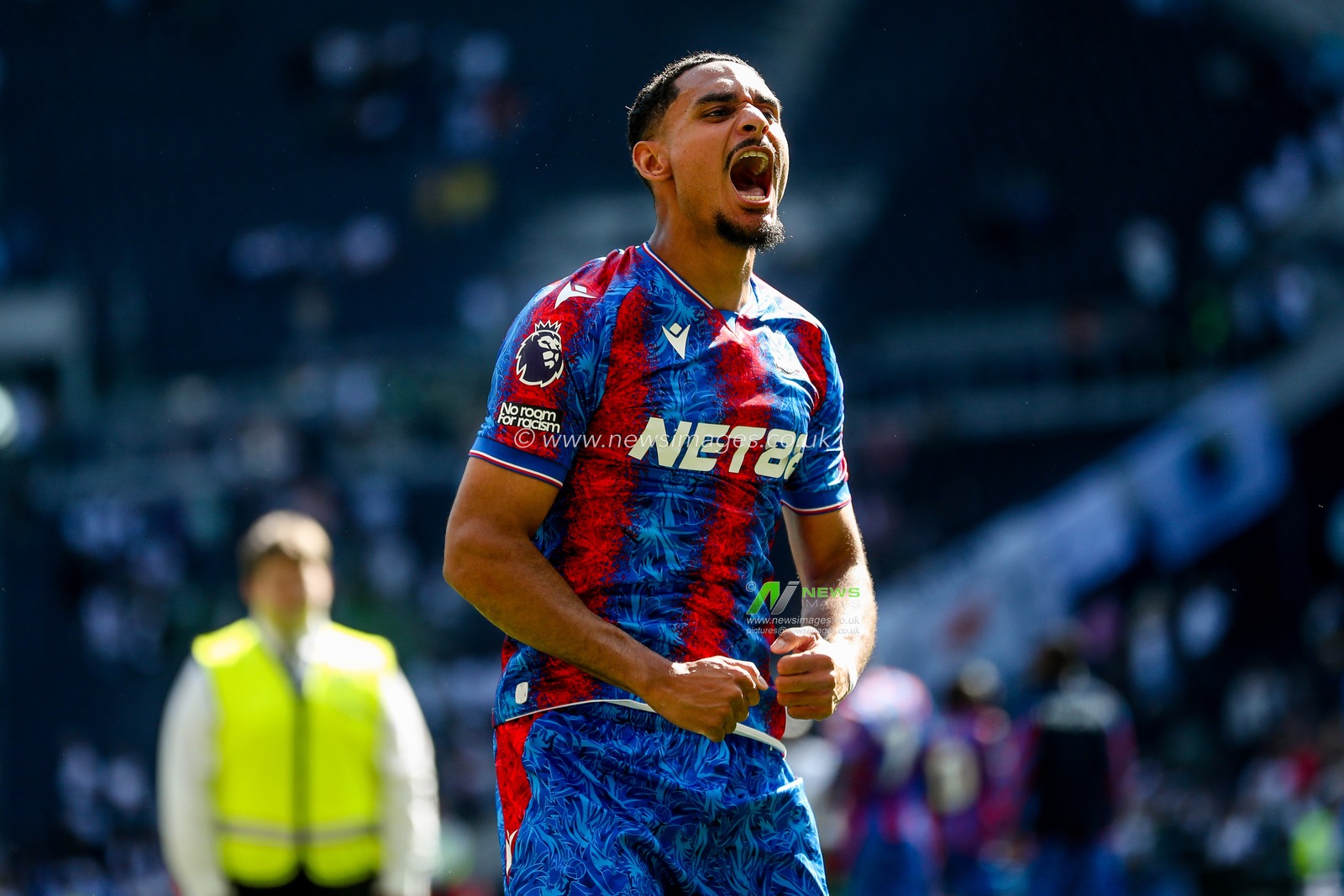 Maxence Lacroix of Crystal Palace celebrates after the teams victory following the Premier League match Tottenham Hotspur vs Crystal Palace at Tottenham Hotspur Stadium, London, United Kingdom, 11th May 2025

(Photo by Izzy Poles/News Images)