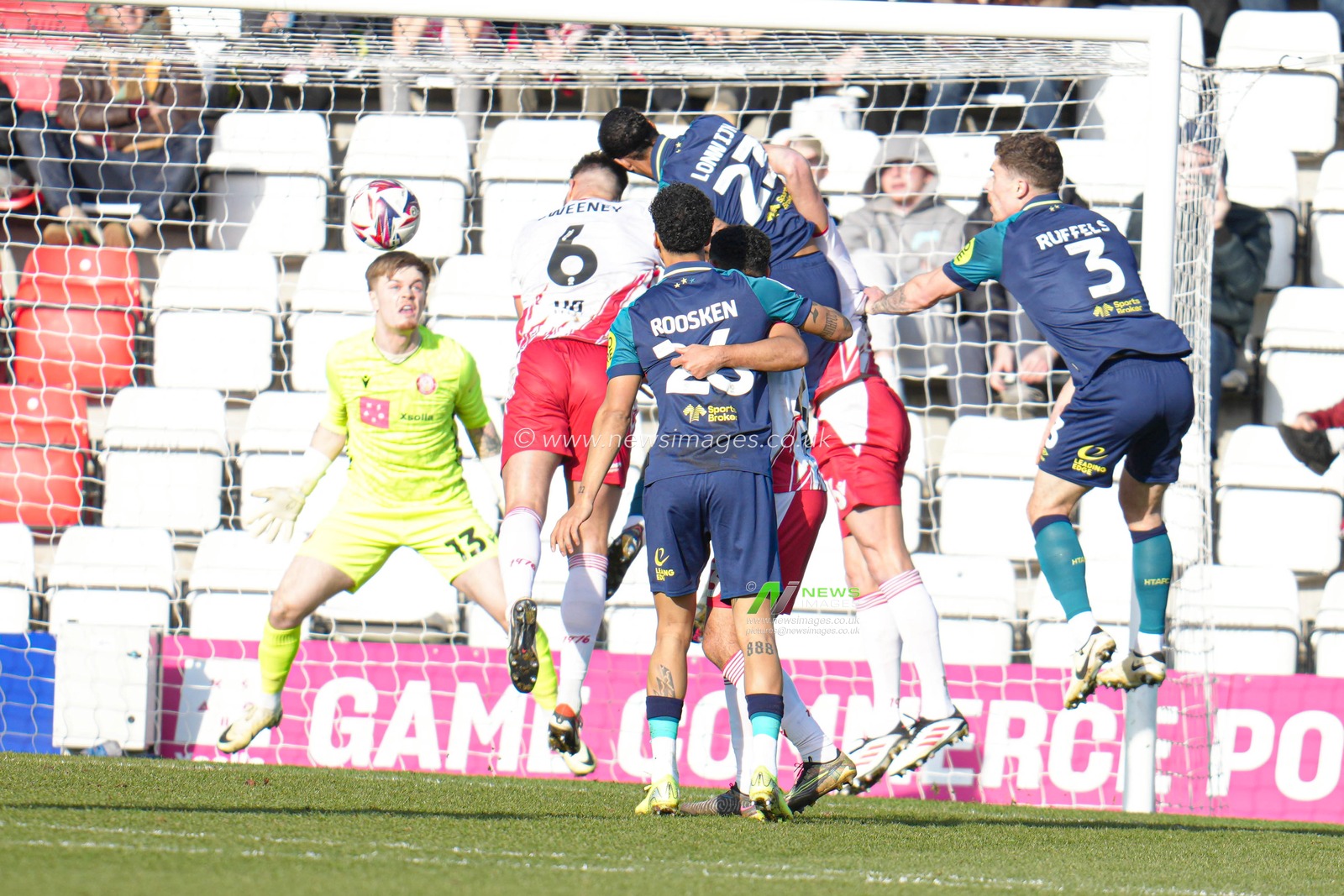 Nigel Lonwijk of Huddersfield Town scores to make it 2-1 during the Sky Bet League 1 match Stevenage vs Huddersfield Town at Lamex Stadium, Stevenage, United Kingdom, 1st March 2025

(Photo by Harvey Murphy/News Images)