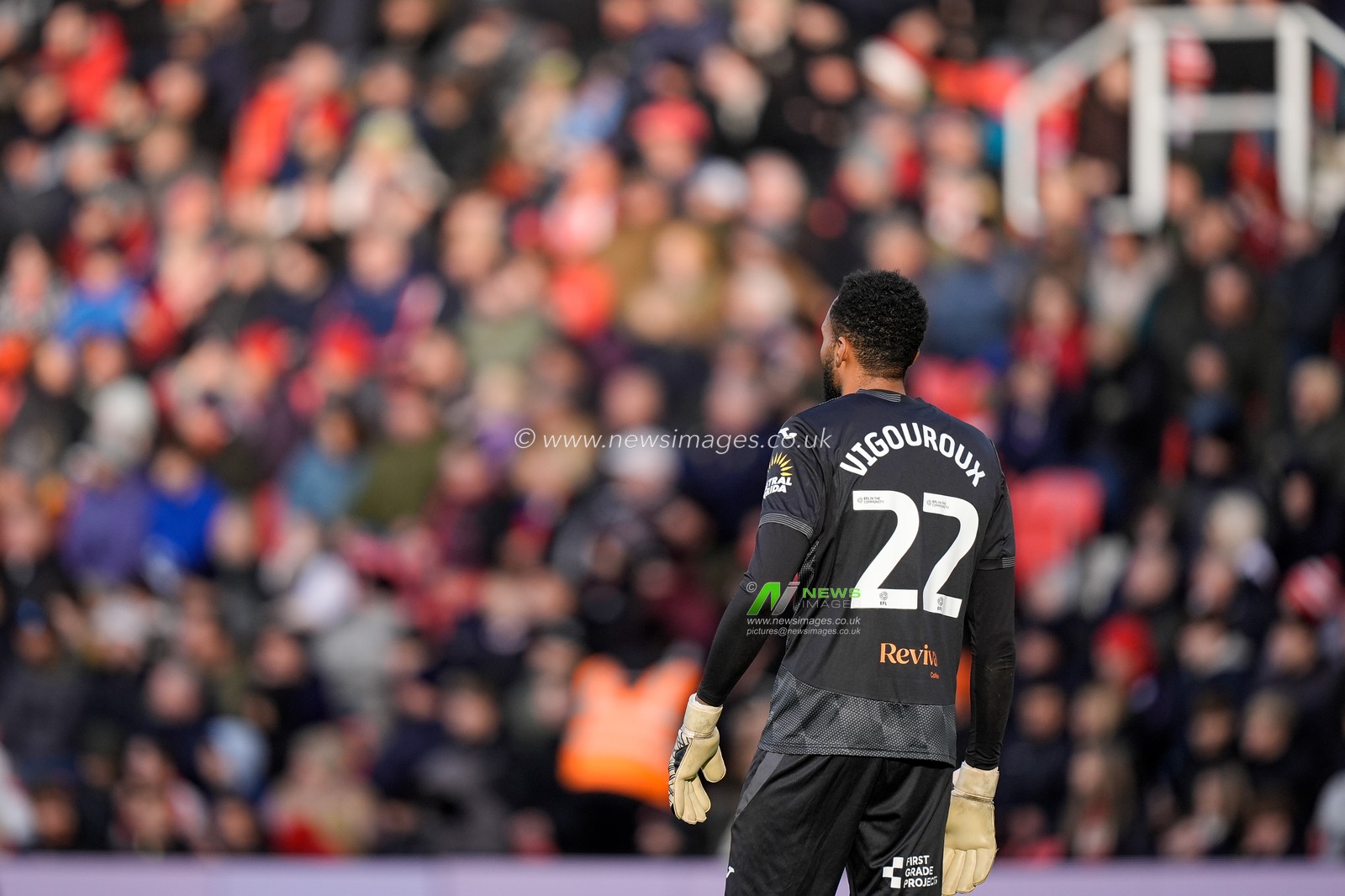 Back of the shirt o9f Lawrence Vigouroux of Swansea City during the Sky Bet Championship match Stoke City vs Swansea City at Bet365 Stadium, Stoke-on-Trent, United Kingdom, 13th December 2025

(Photo by Maynard Manyowa/News Images)

*** GER AUT SUI OUT ***