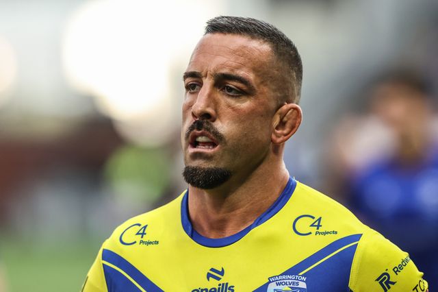 Paul Vaughan of Warrington Wolves in the pre-game warm up during the Betfred Super League round 21 match Warrington Wolves vs Wigan Warriors at Halliwell Jones Stadium, Warrington, United Kingdom, 8th August 2025

(Photo by Alfie Cosgrove/News Images)