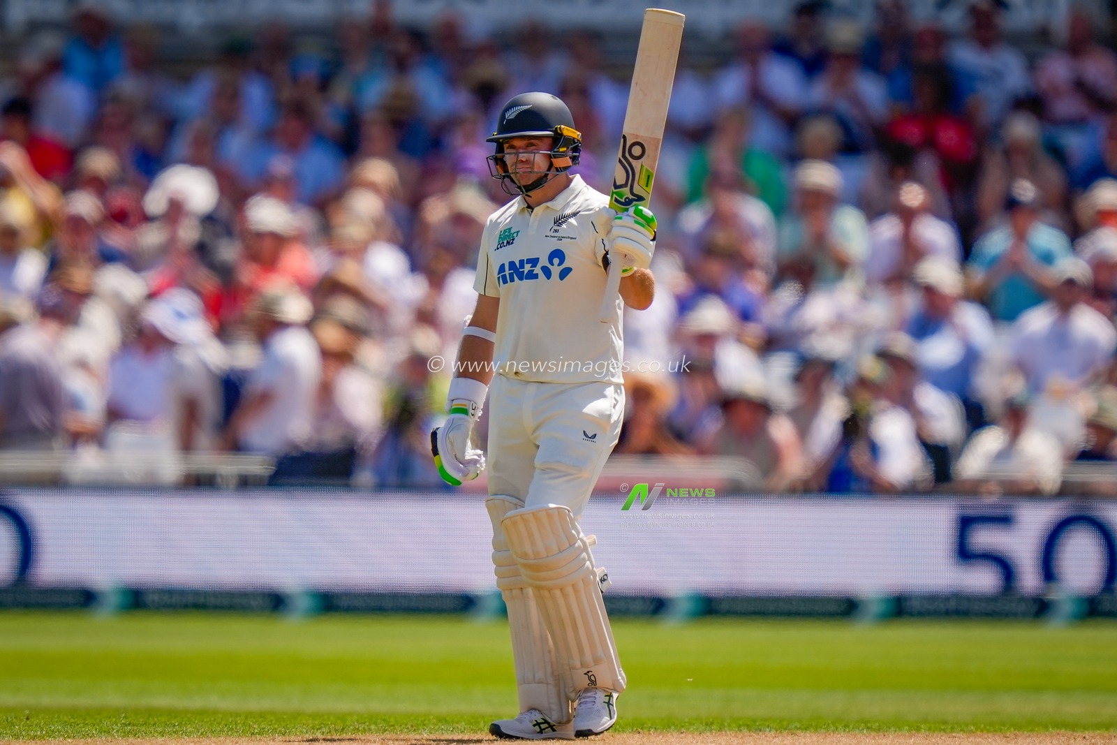 New Zealand captain Tom Latham raises his bat as he reaches his fifty during the 3rd Rothesay Test Match Day 1 match England vs New Zealand at Trent Bridge, Nottingham, United Kingdom on 25 June 2026

(Photo by Maynard Manyowa/News Images)