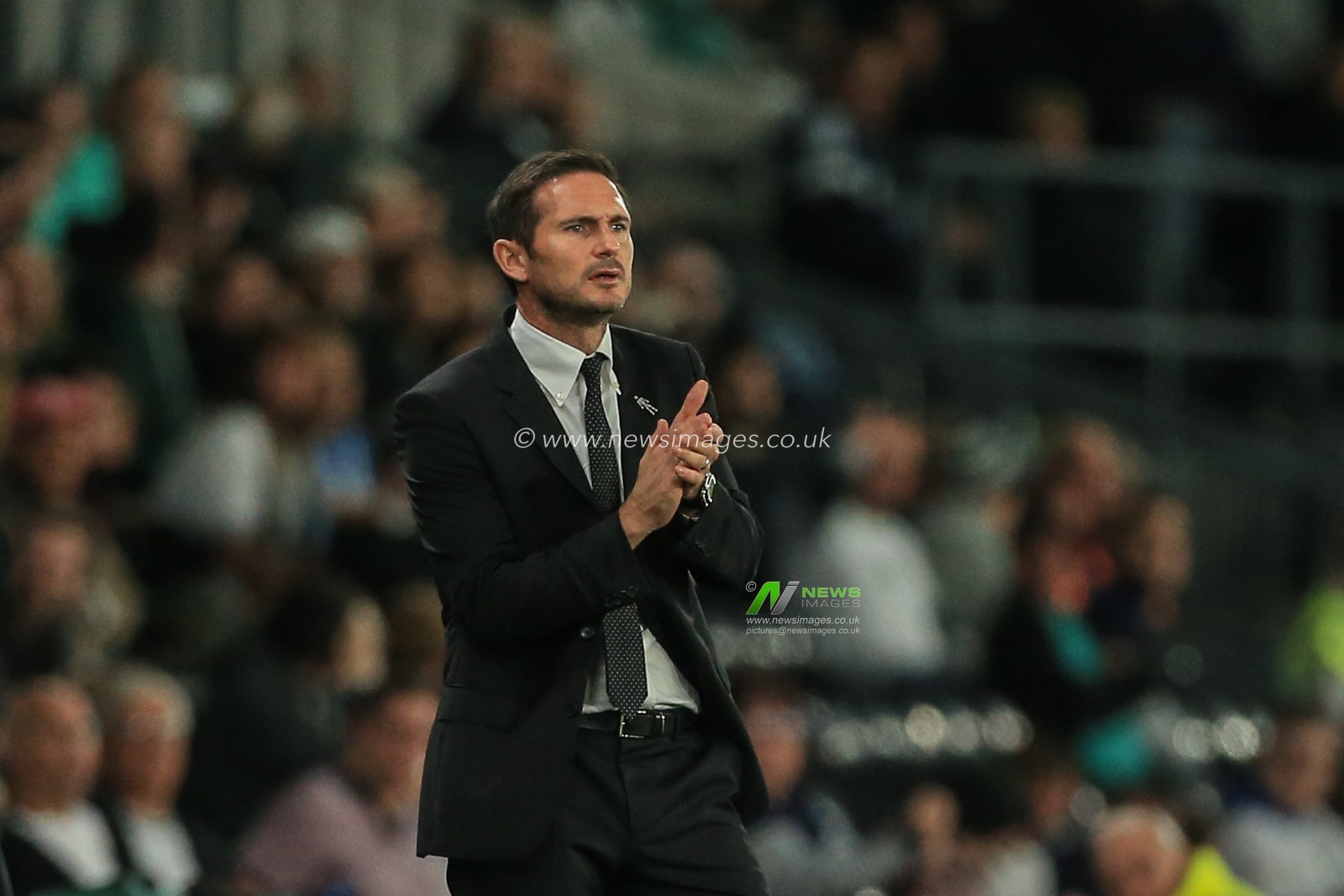 18th September 2018, Pride Park, Derby, England; Sky Bet Championship, Derby County v Blackburn Rovers ; Frank Lampard manager of Derby applauds his player after a good counter attack

Credit: Mark Cosgrove/News Images