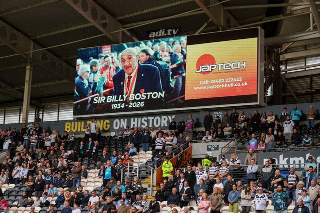 A minute’s silence observed for Sir Billy Boston during the Betfred Super League round 25 match Hull FC vs Warrington Wolves at MKM Stadium, Hull, United Kingdom on 29 August 2026

(Photo by Alfie Cosgrove/News Images)
