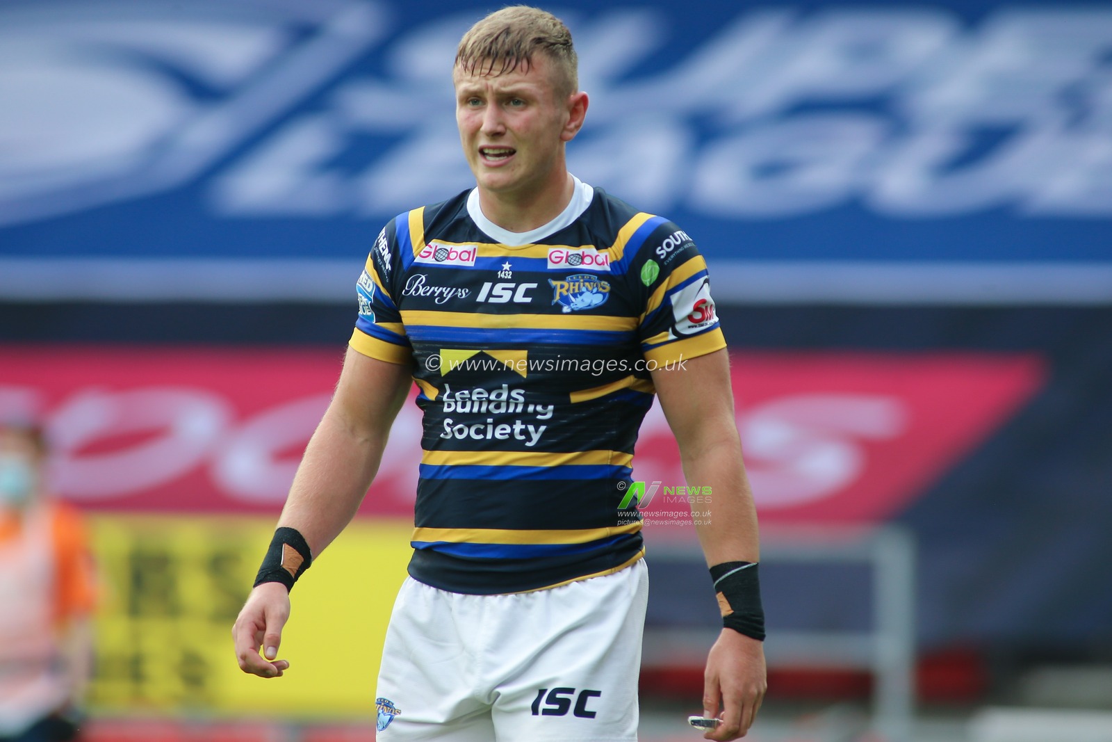 Harry Newman (3) of Leeds Rhinos