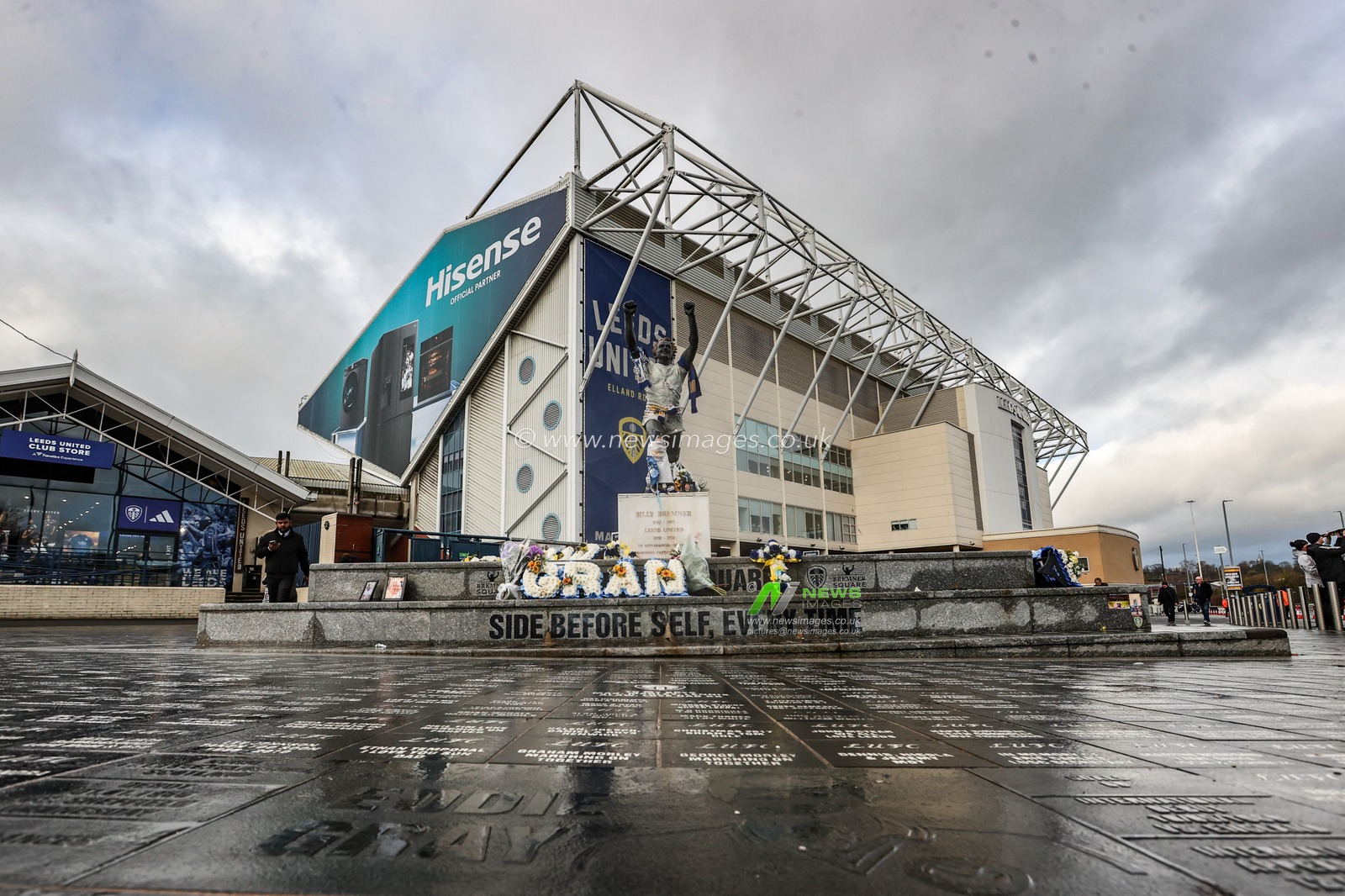 A general view of Elland Road ahead of the Premier League match Leeds United vs Aston Villa at Elland Road, Leeds, United Kingdom, 23rd November 2025

(Photo by Alfie Cosgrove/News Images)

*** GER AUT SUI OUT ***