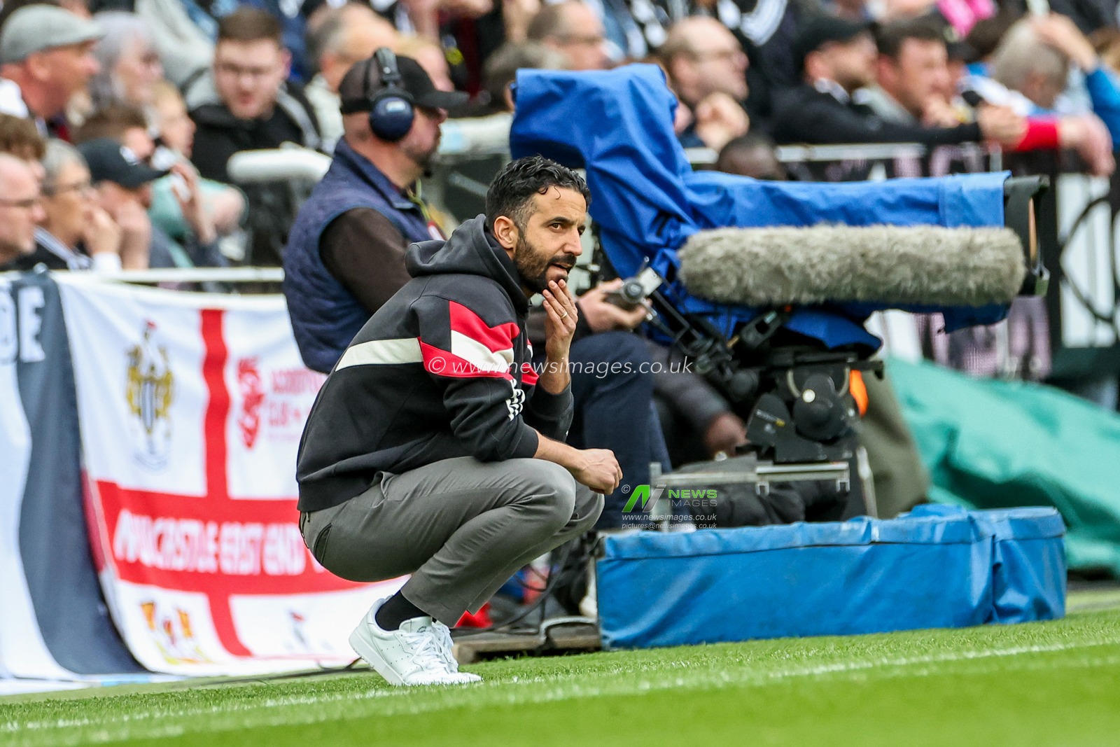 Ruben Amorim of Manchester United reacts during the Premier League match Newcastle United vs Manchester United at St. James's Park, Newcastle, United Kingdom, 13th April 2025

(Photo by Mark Cosgrove/News Images)
