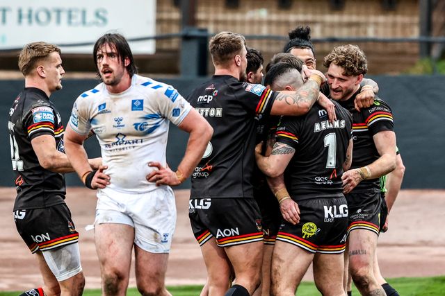 Ethan Ryan of Bradford Bulls celebrates his try during the Betfred Super League match Bradford Bulls vs Toulouse at Odsal Stadium, Bradford, United Kingdom on 01 March 2026

(Photo by Alfie Cosgrove/News Images)