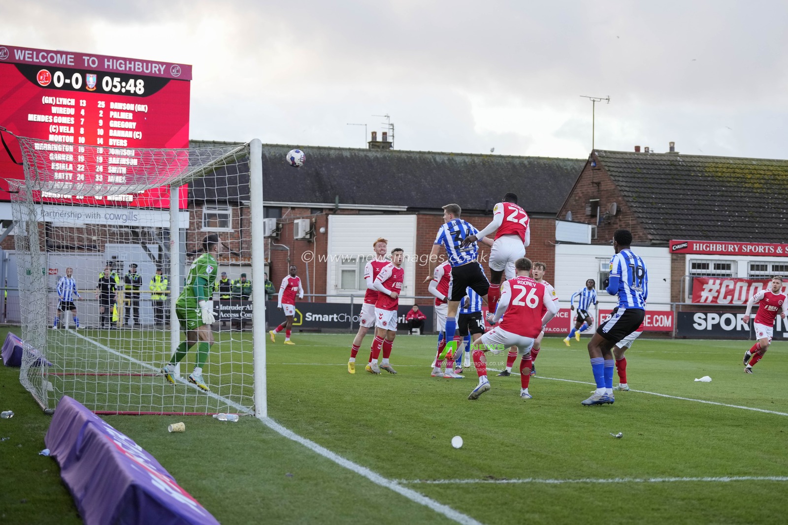 Mark McGuinness #34 of Sheffield Wednesday heads over the bar during the Sky Bet League 1 match Fleetwood Town vs Sheffield Wednesday at Highbury Stadium, Fleetwood, United Kingdom, 26th December 2022

(Photo by Steve Flynn/News Images)