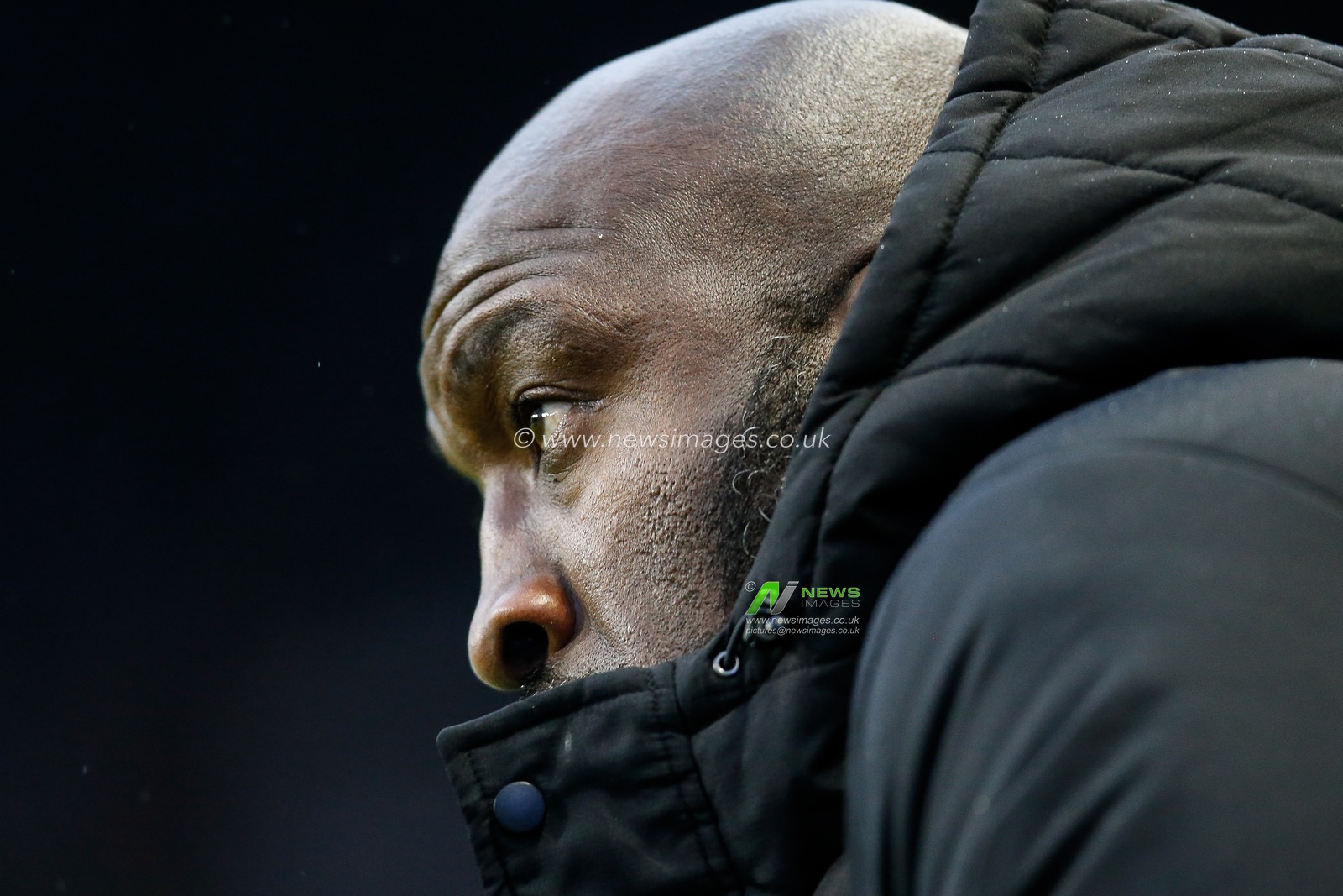 Darren Moore manager of Sheffield Wednesday during the Sky Bet League 1 match Sheffield Wednesday vs Shrewsbury Town at Hillsborough, Sheffield, United Kingdom, 19th November 2022

(Photo by Ben Early/News Images)