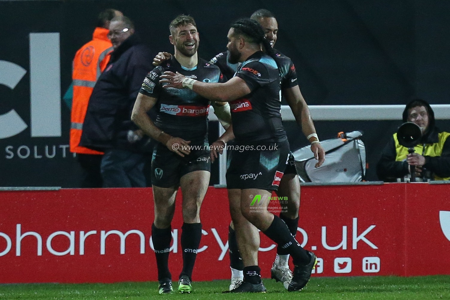 Tommy Makinson (2) of St Helens celebrates his second try